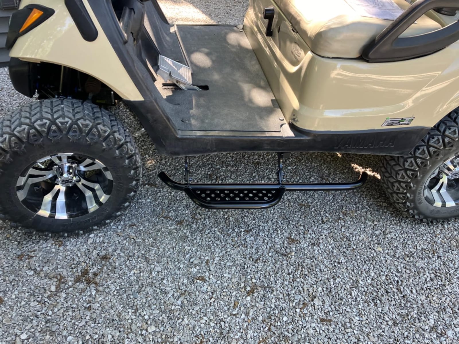 Hardcore Parts Yamaha Drive (G29) Golf Cart Running Boards (Set of 2) customer photo 1