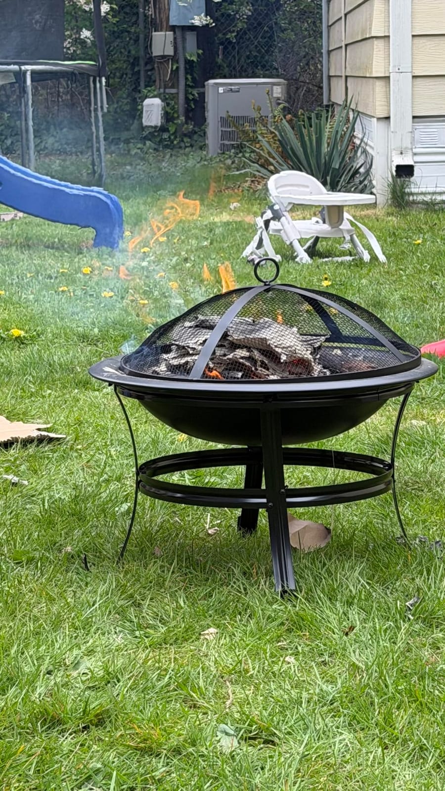 Gas One 22 in Outdoor– Wood Burning Fire Pit with Mesh Lid and Fire Picker – Durable Alloy Steel Fire Pits for Outside – Small Fire Pit for Backyard, Porch, Deck, Camping, BBQ customer photo 1