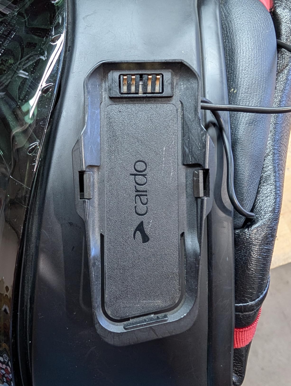 Cardo PACKTALK Edge Motorcycle Bluetooth Communication System Headset Intercom - Single Pack customer photo 1