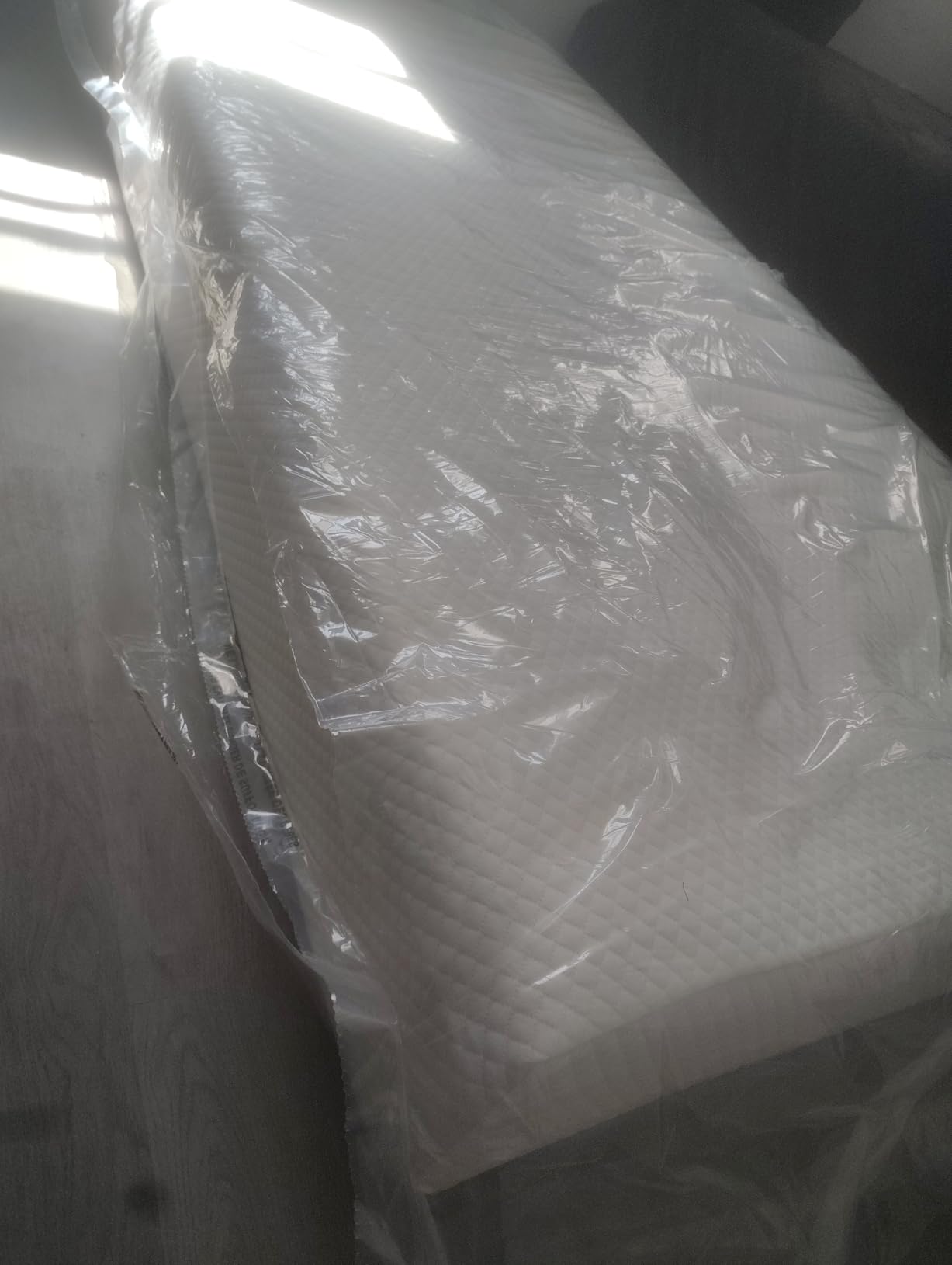 FDW | 10 Inch Queen Mattress | Medium Firm | Gel Memory Foam | White customer photo 1