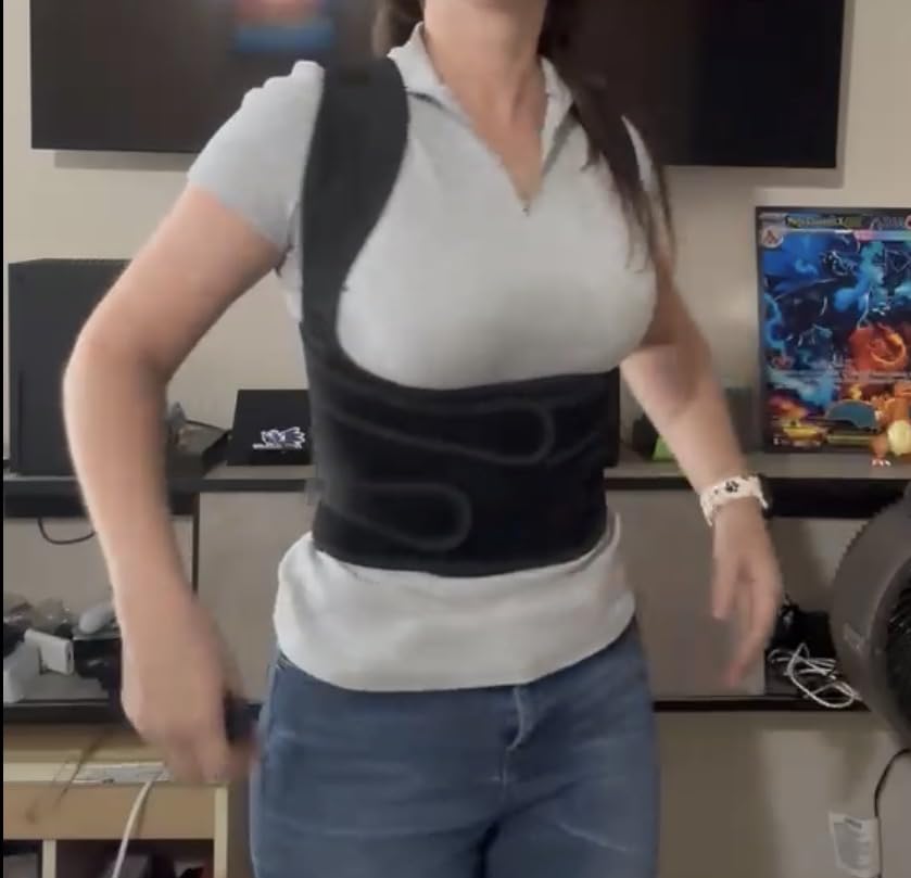 Fit Geno Posture Corrector for Women & Men, Back Shoulder Support Brace customer photo 1