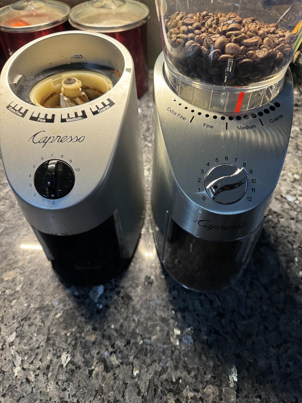 Capresso Infinity Plus Conical Burr Grinder, White customer photo 1