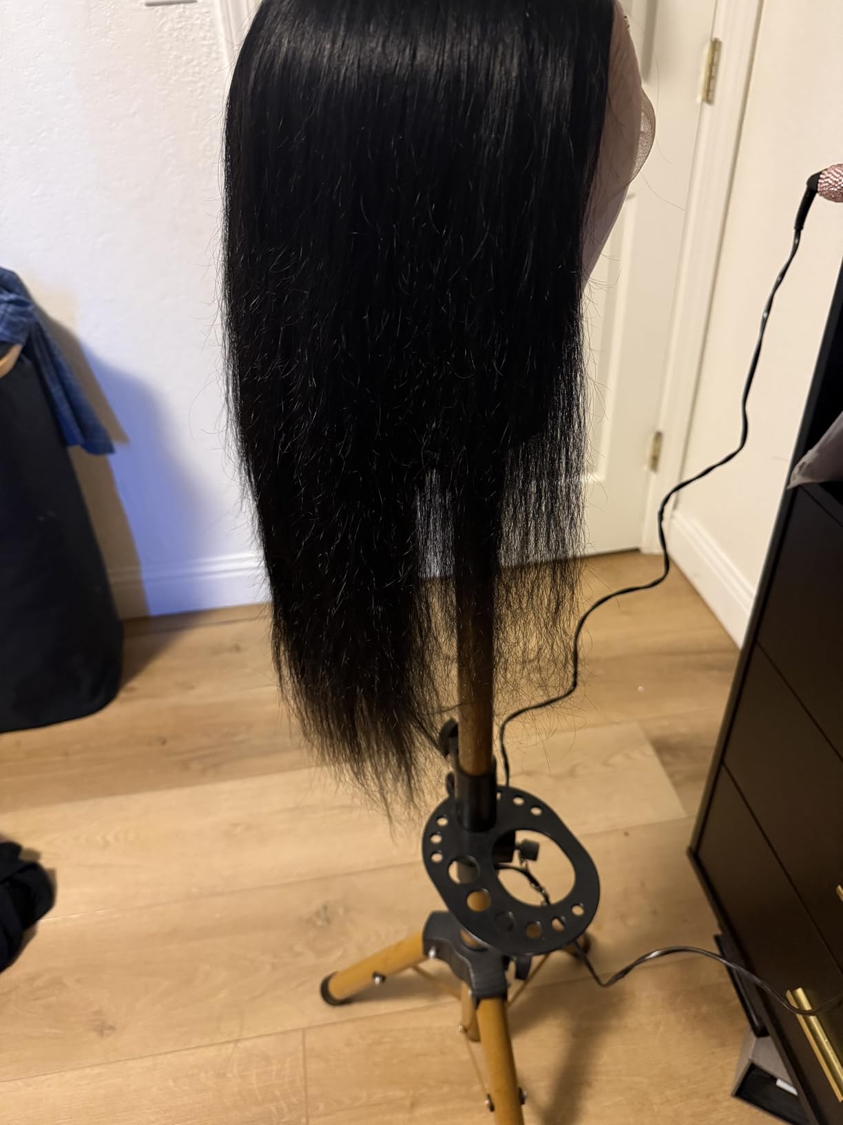 Straight Lace Front Wigs Human Hair 13x4 HD Lace 180 Density 24In Black | Pre Plucked with Baby Hair, Transparent Lace, Soft and Thick, Little Shedding & Tangle, Suit for Daily and Special Occasions customer photo 1