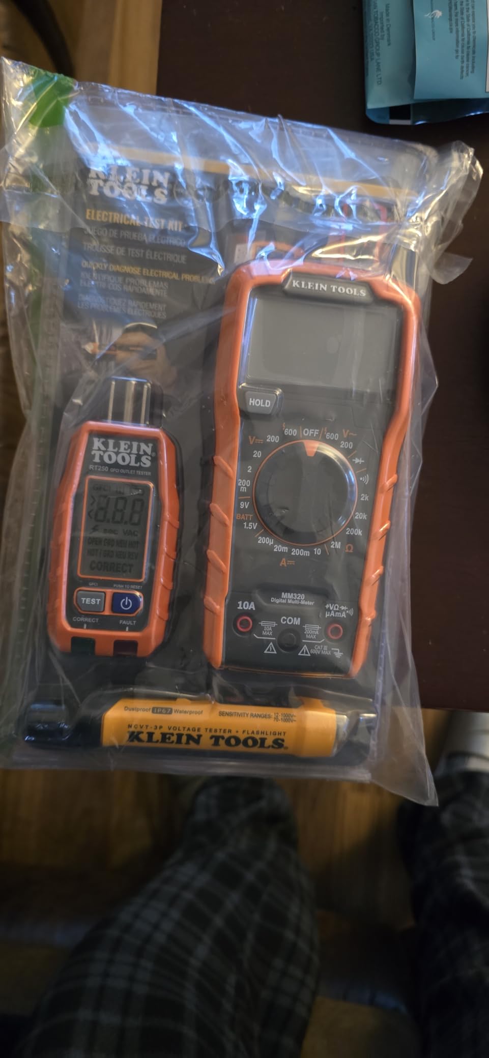 Klein Tools 80101 Circuit Breaker Finder Kit, 4-Piece customer photo 1
