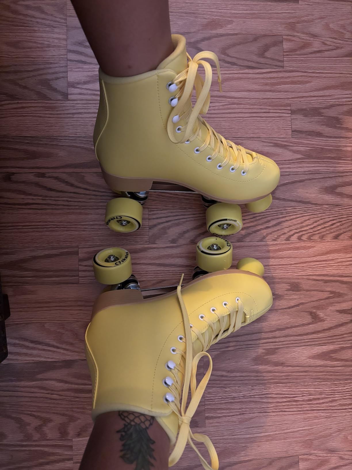 C SEVEN High-Top Quad Roller Skates for Girls and Women, 4-Wheel Skates | High Top Ankle Support, True-to-Size Fixed Fit, Beginner Friendly, Smooth Ride for Sidewalk & Outdoor Skating, 13 Colors customer photo 1