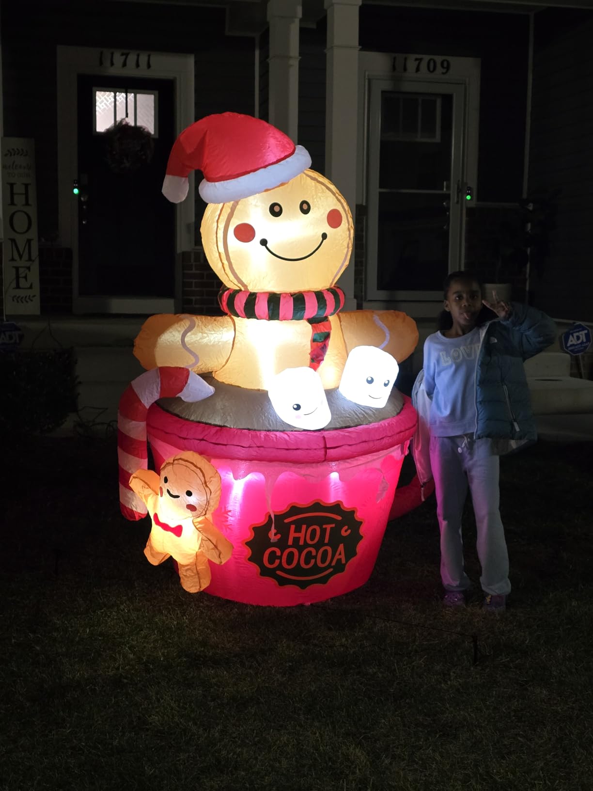 ZPISF 6 FT Christmas Inflatables Outdoor Decorations, Cute Christmas Blow Up Yard Decorations Gingerbread Man in Hot Cocoa Mug Scene for Garden Lawn Xmas Decor customer photo 1
