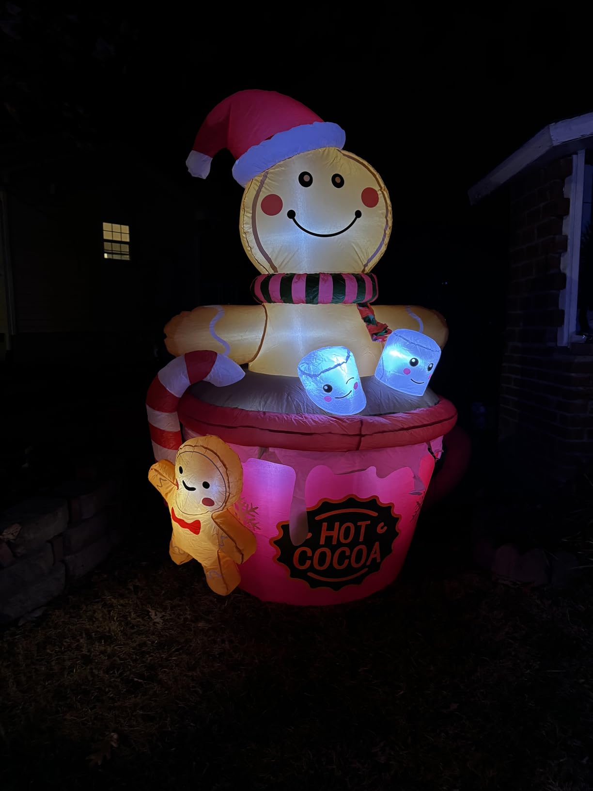 ZPISF 6 FT Christmas Inflatables Outdoor Decorations, Cute Christmas Blow Up Yard Decorations Gingerbread Man in Hot Cocoa Mug Scene for Garden Lawn Xmas Decor customer photo 2