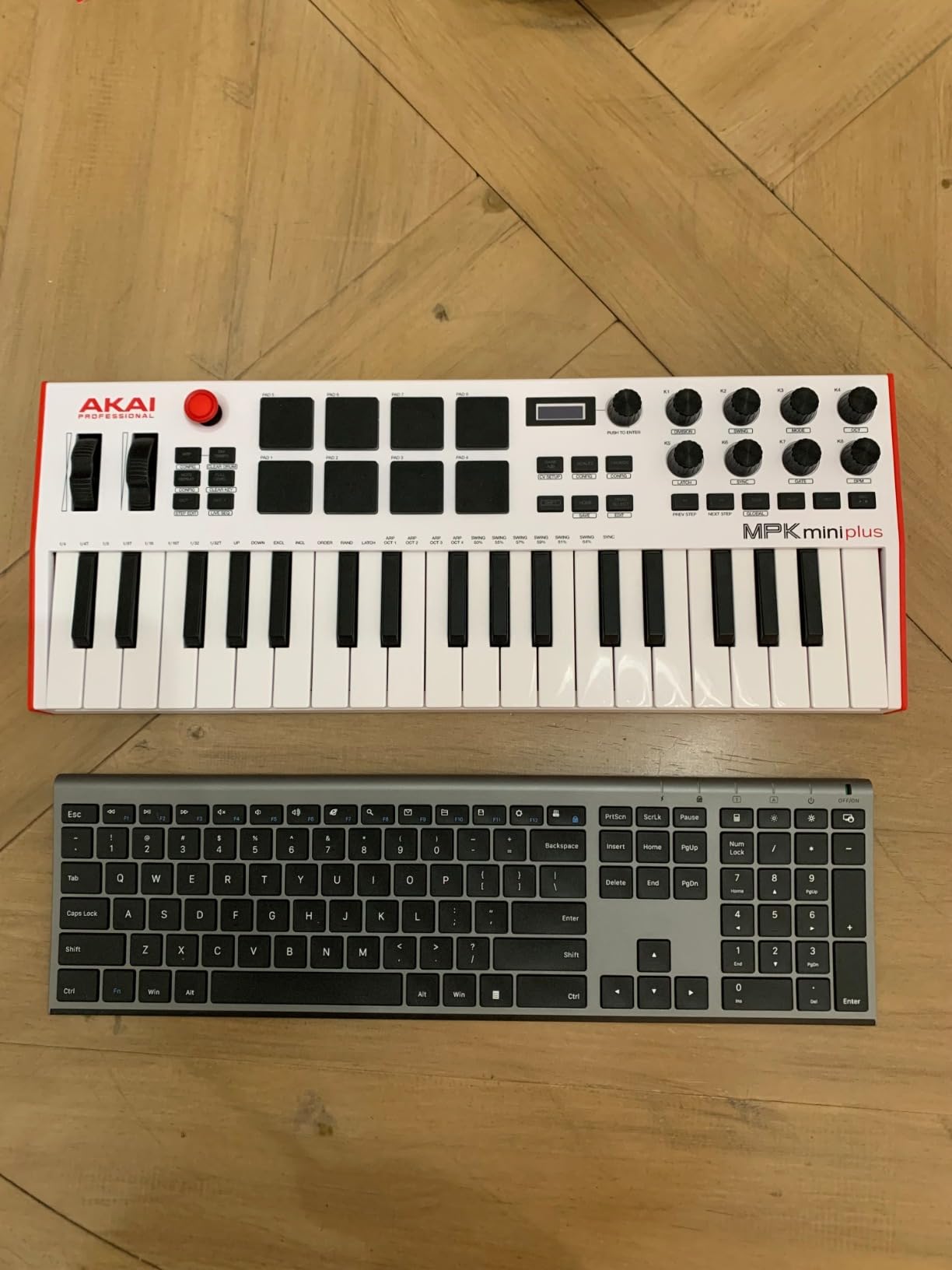 Akai Professional MPK Mini Plus 37-Key USB MIDI Keyboard Controller customer photo 2