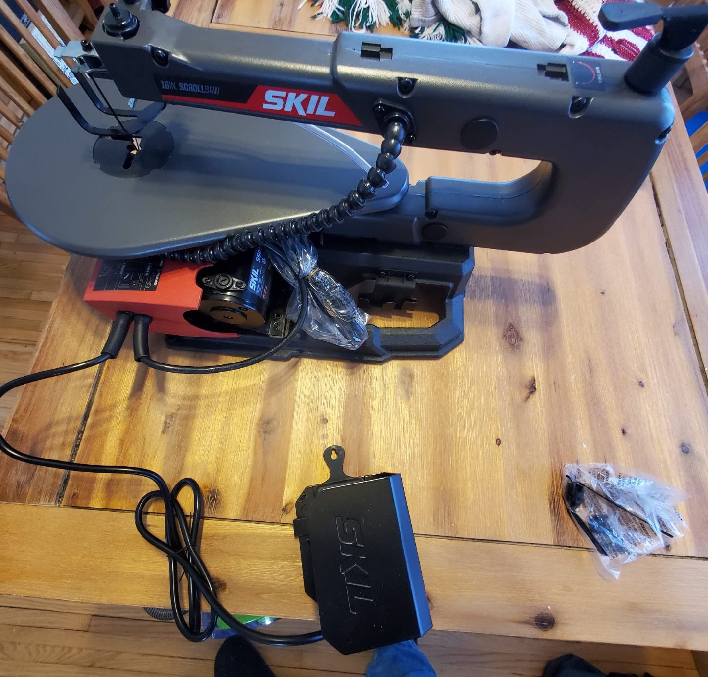 SKIL 1.2 Amp 16 in. Variable Speed Scroll Saw with LED Work Light for Woodworking - SS9503-00 customer photo 1
