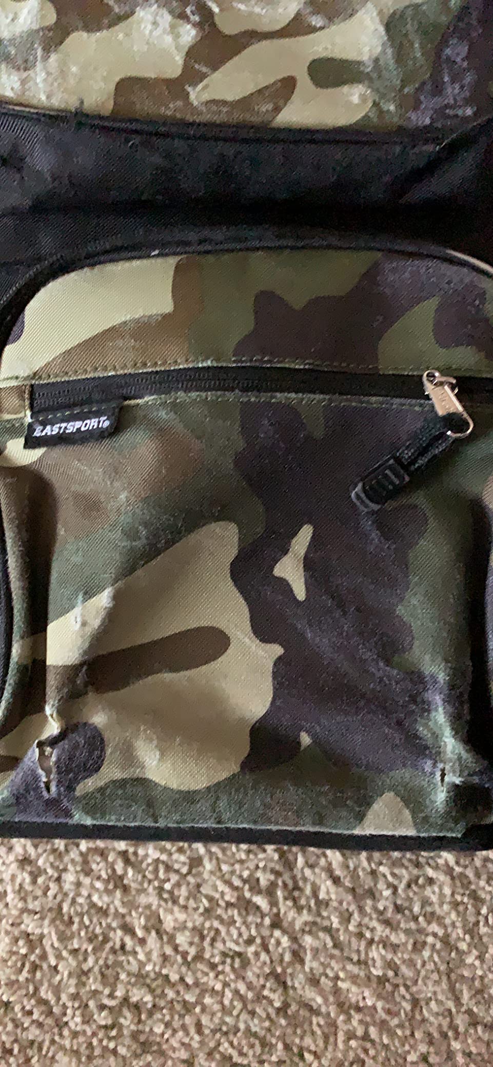 Eastsport Travel Skateboard Backpack Double Strap Laptop Bag Multi-Sport Design for Men and Women, Light Khaki customer photo 1