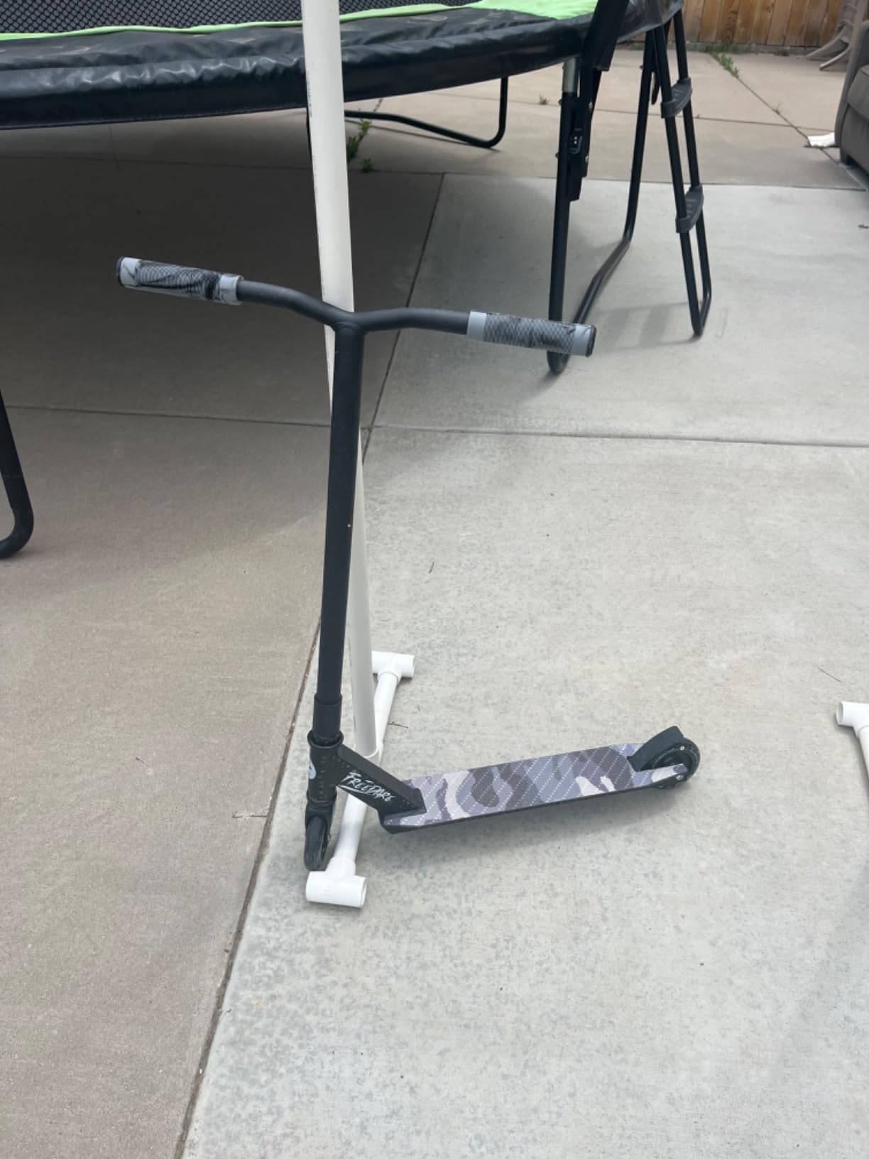 FREEDARE Complete Pro Stunt Scooter for Kids 8 Years and Up, Teens, Adults customer photo 2