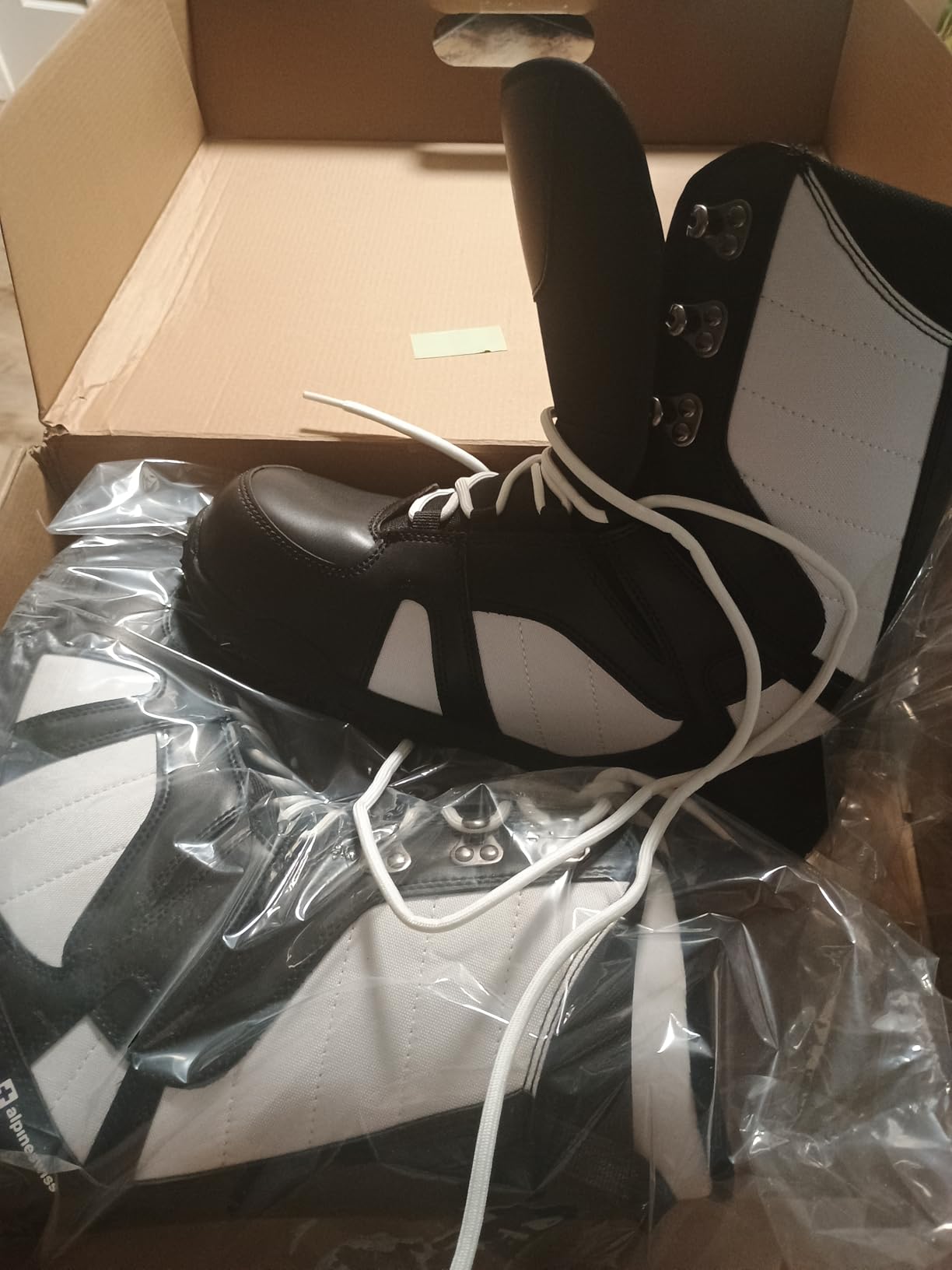 Alpine Swiss Men's Snowboard Boots | Waterproof, Custom-Fit Liner, Medium Flex for All-Mountain Riding, Winter Snow Boots customer photo 1
