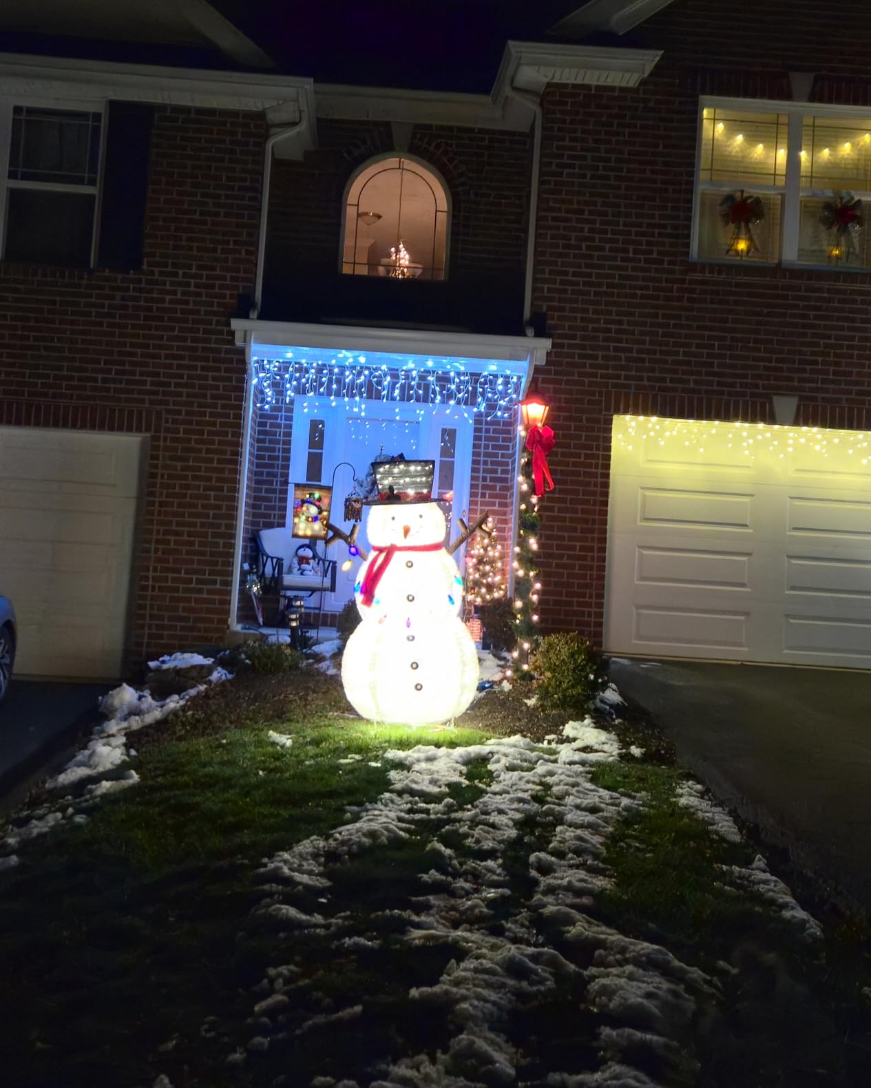 Best Choice Products 5ft Lighted Pop-Up Snowman, Large White Outdoor Christmas Holiday Decoration w/ 200 LED Lights, Hat, Scarf, Multicolored Lights customer photo 2