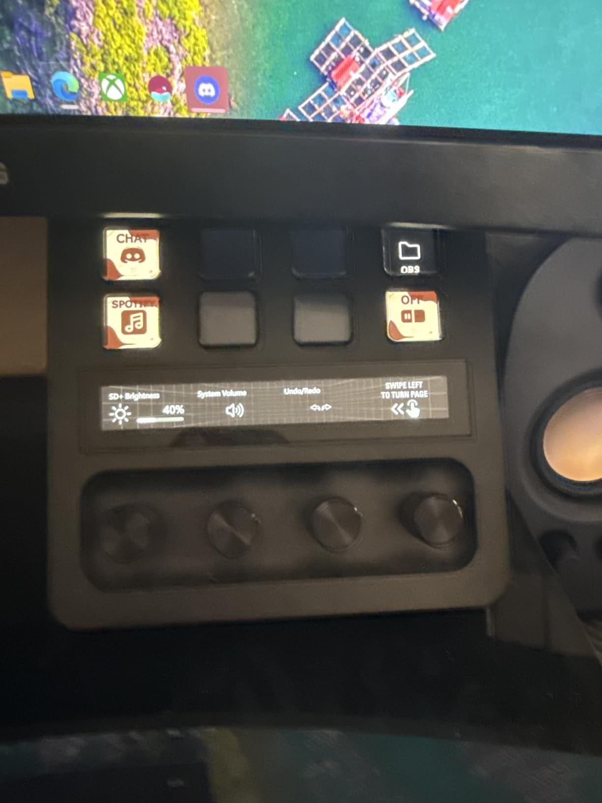 Elgato Stream Deck +, Audio Mixer and Studio Controller | LCD keys, dials and touch strip, Multi actions and smart profiles, Unlocks Wave Link mixing, Works with Mac and PC customer photo 2