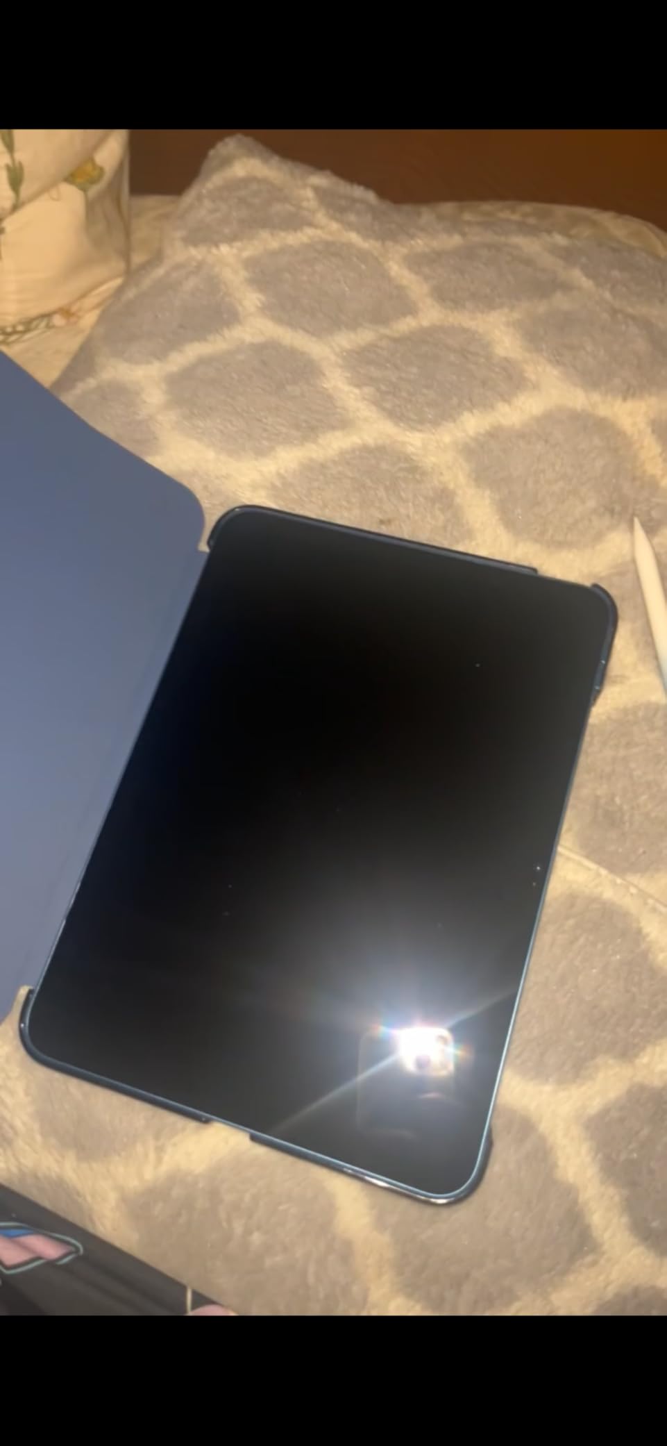 Apple iPad (10th Generation): with A14 Bionic chip, 10.9-inch Liquid Retina Display, 64GB, Wi-Fi 6, 12MP front/12MP Back Camera, Touch ID, All-Day Battery Life – Silver customer photo 1
