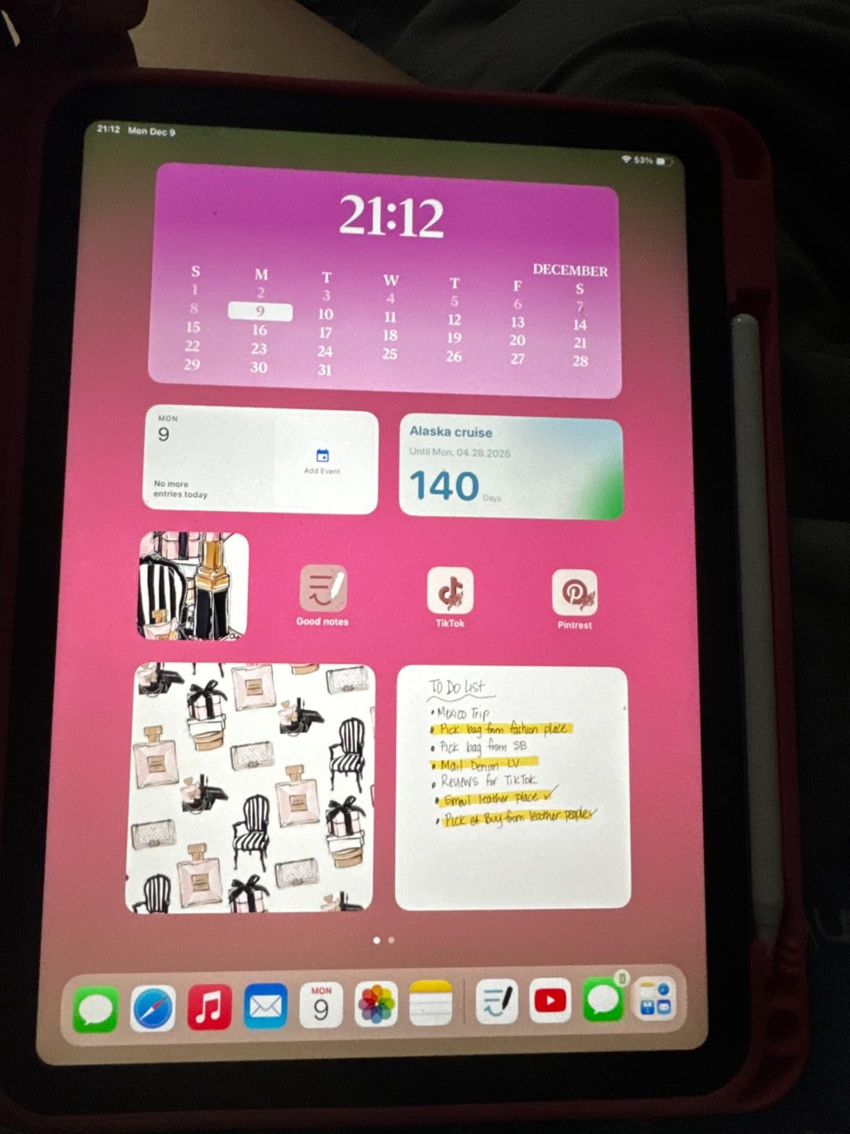 Apple iPad (10th Generation): with A14 Bionic chip, 10.9-inch Liquid Retina Display, 64GB, Wi-Fi 6, 12MP front/12MP Back Camera, Touch ID, All-Day Battery Life – Silver customer photo 2