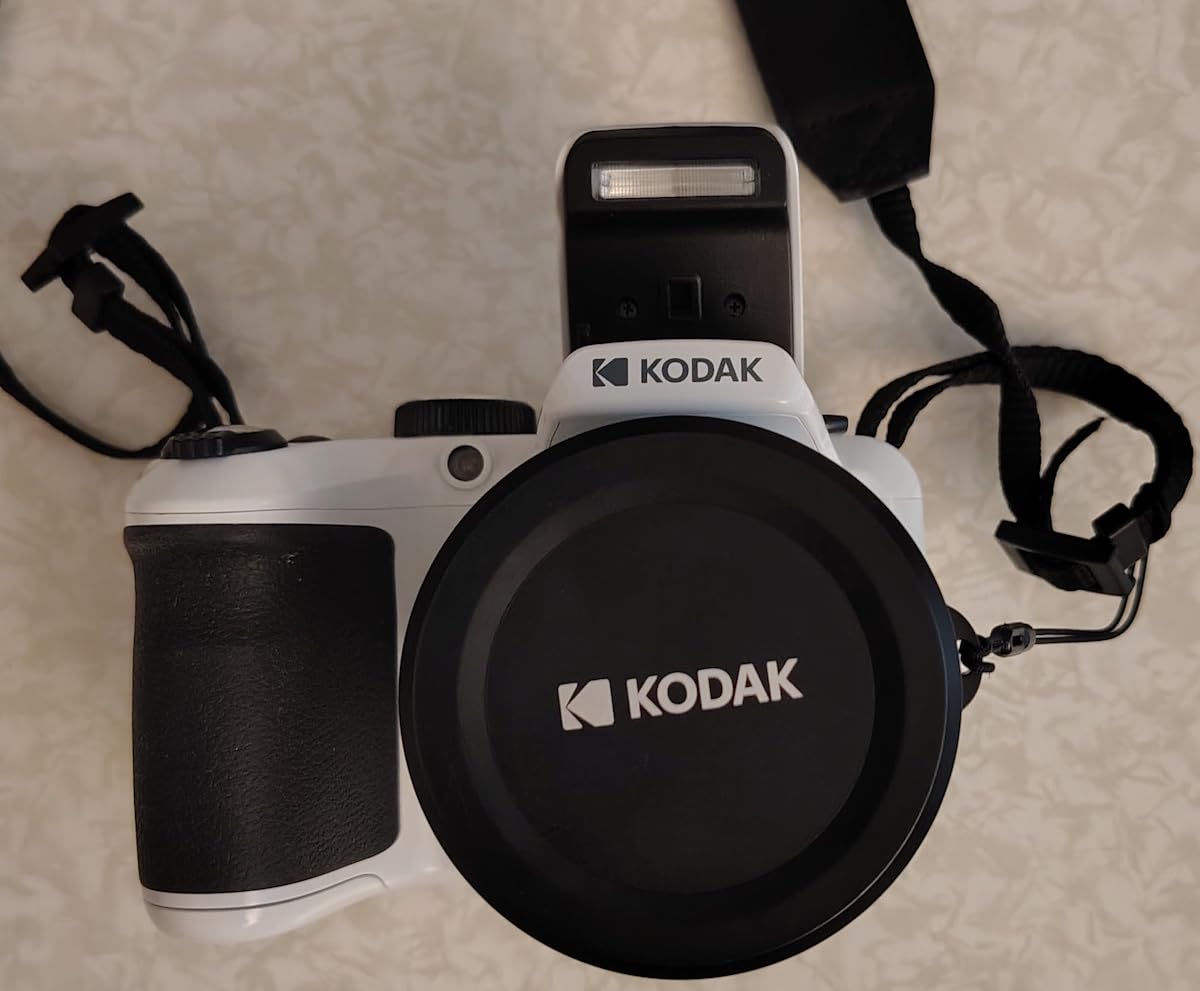 KODAK PIXPRO AZ405 20MP Digital Camera, 40x Optical Zoom, AA, OIS, White customer photo 1