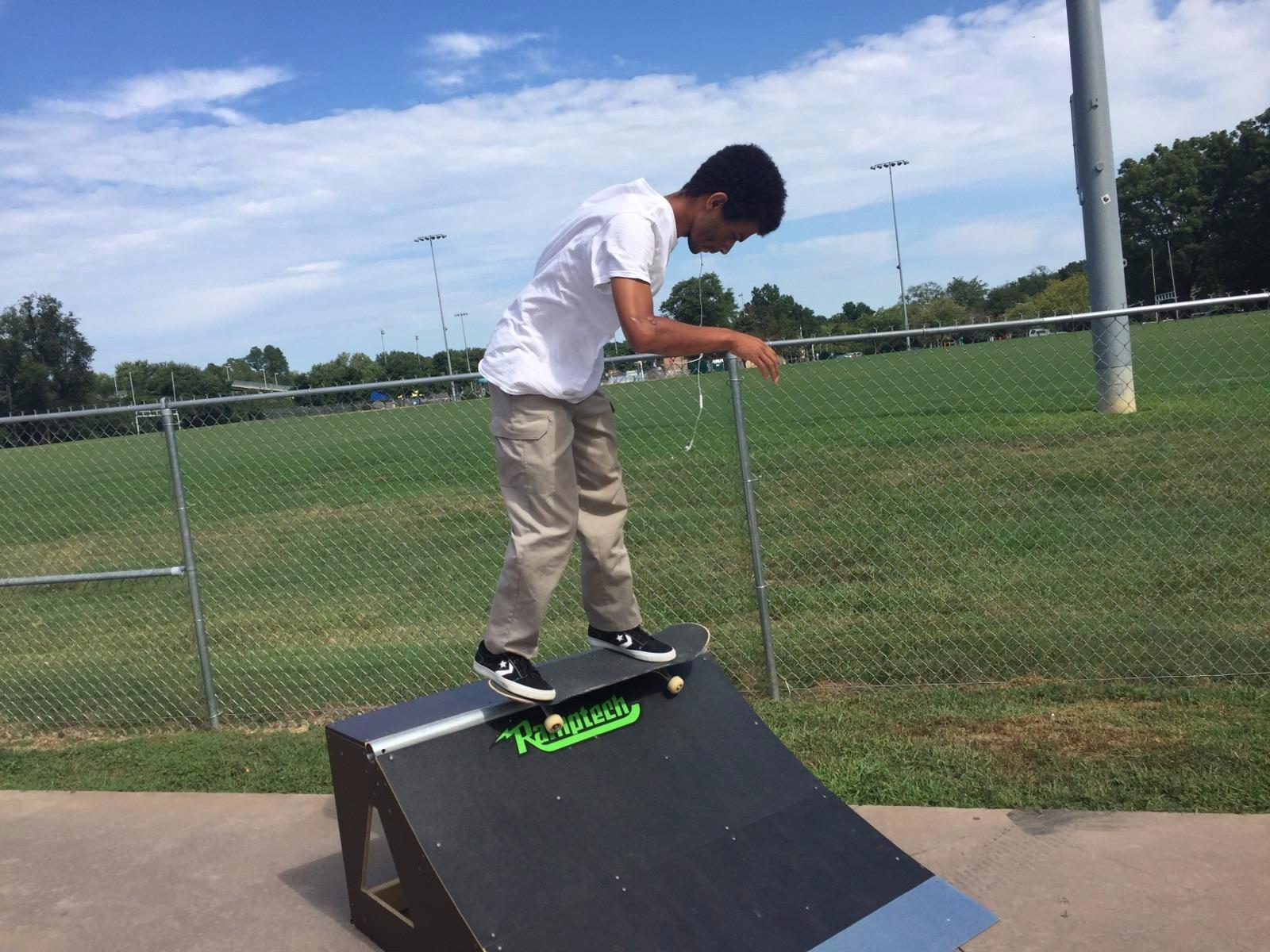 Ramptech Quarterpipe Ramp (2' Tall x 3' Wide) - Weatherproof, Heavy-Duty Indoor and Outdoor DIY Skateboard Ramp Kit customer photo 1