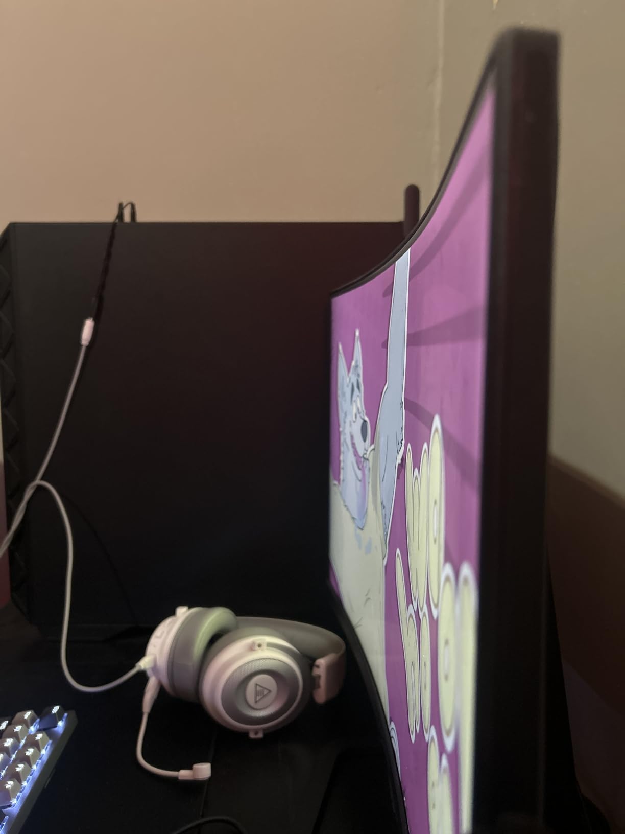 Sceptre Curved 24.5-inch Prime Gaming Monitor up to 240Hz 1080p R1500 1ms DisplayPort x2 HDMI x2 Blue Light Shift Build-in Speakers, Machine Black 2025 (C255B-FWT240 Series) customer photo 2