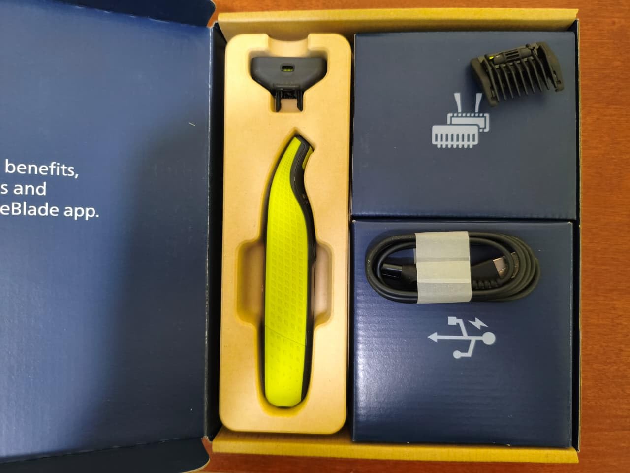 Philips Norelco OneBlade 360 Hybrid Face Trimmer and Shaver, 5 Length Comb | Trim Edge & Shave, 5-in-1 Stubble Comb, 360 Contour Blade, Wet and Dry Use, 45-Minute Runtime, First Electric Shaver customer photo 1