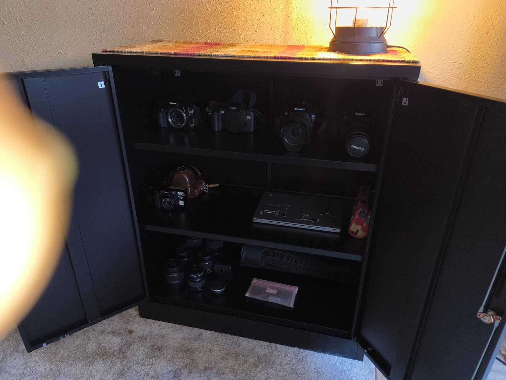 Wanfu Metal Storage Cabinet, 36