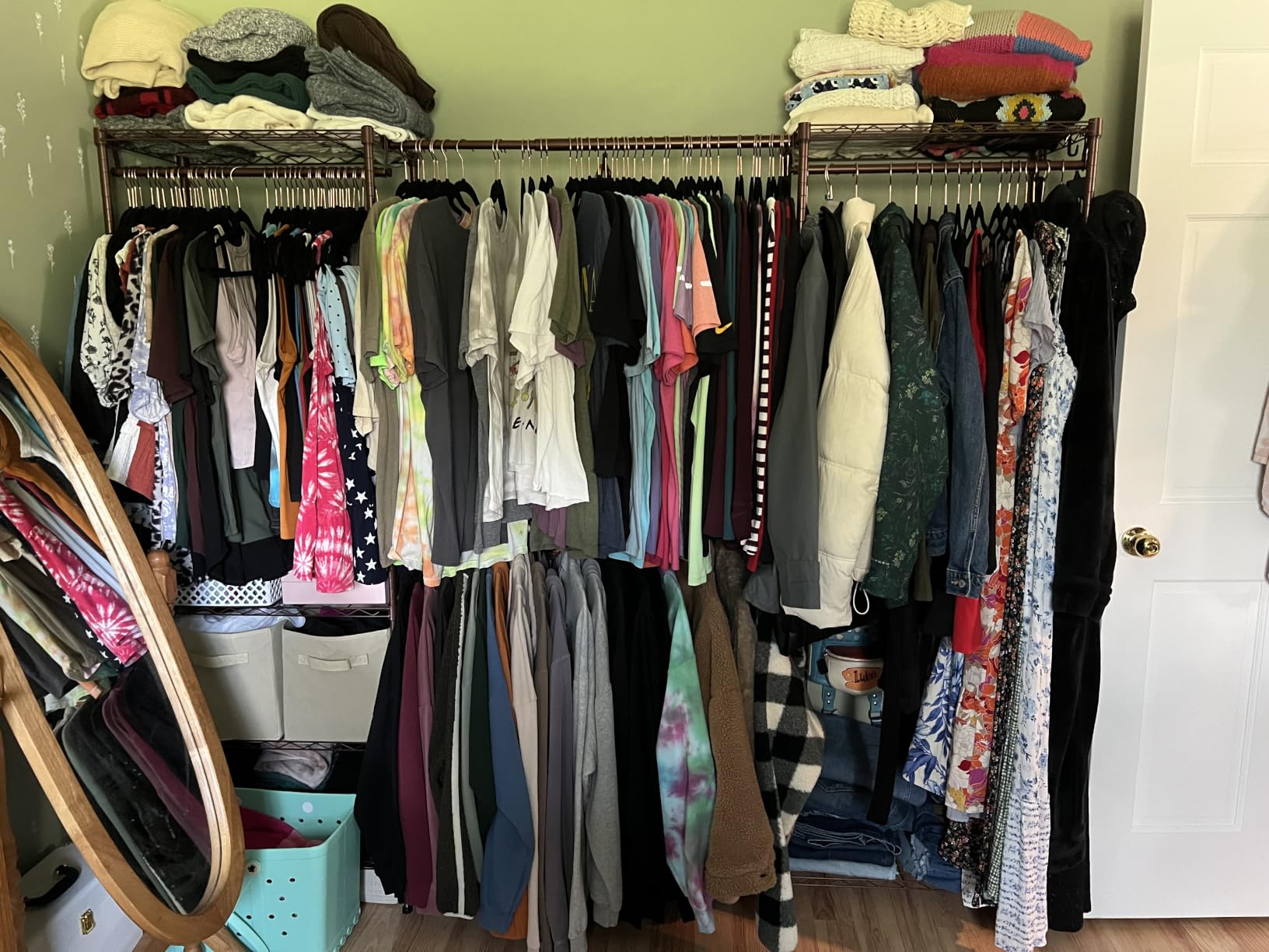 Ulif E1 Heavy Duty Closet Garment Rack, Adjustable Metal Clothing Storage, 6 Tiers Freestanding Expandable Clothes Wardrobe System with 4 Hanger Rods, White customer photo 2