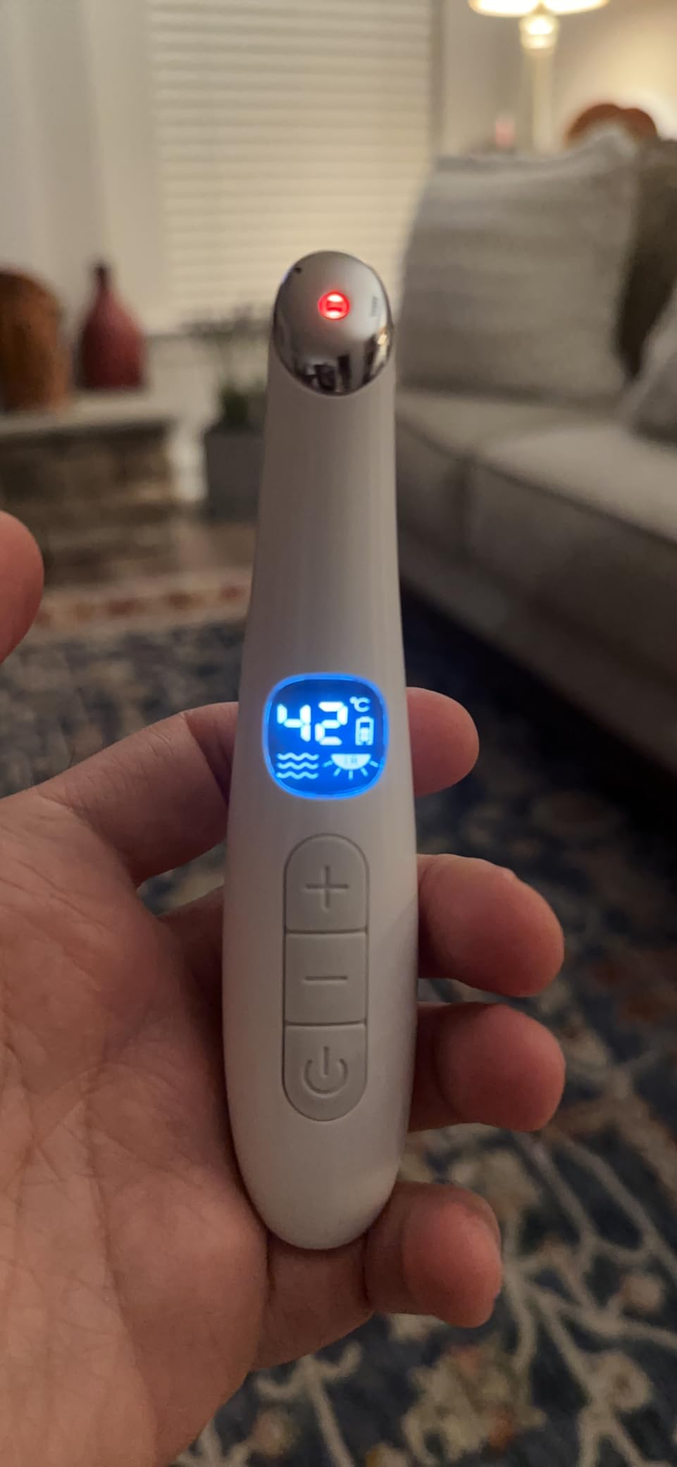 Heated Eye Wand, 3-in-1 Vibrating Eye Lift Wand, White | 98°F-113°F Customizable Temperature Under Eye Massager Wand, LCD Display, For Tired Eyes and Puffiness customer photo 2