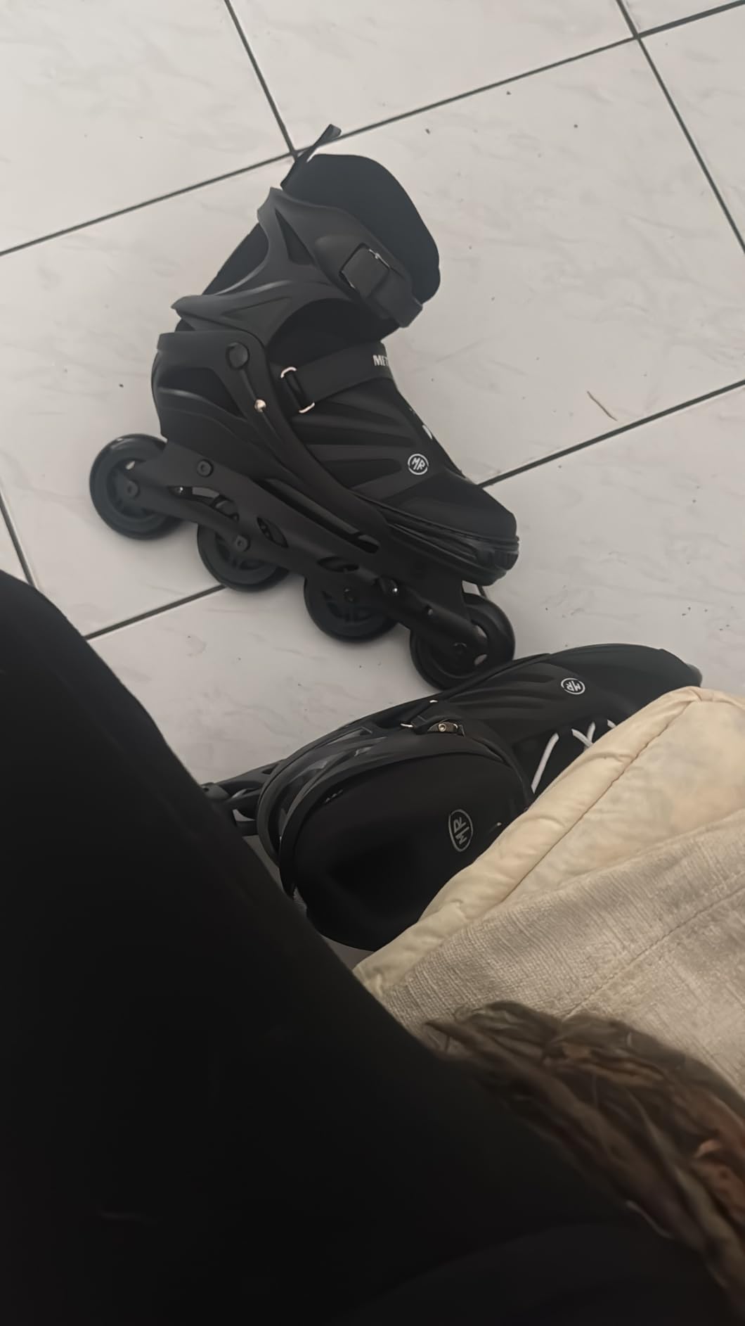 METROLLER Adult Inline Skates for Men Women Teens | Comfortable Adjustable Recreational Skates Convenient Closure Entry Level customer photo 2