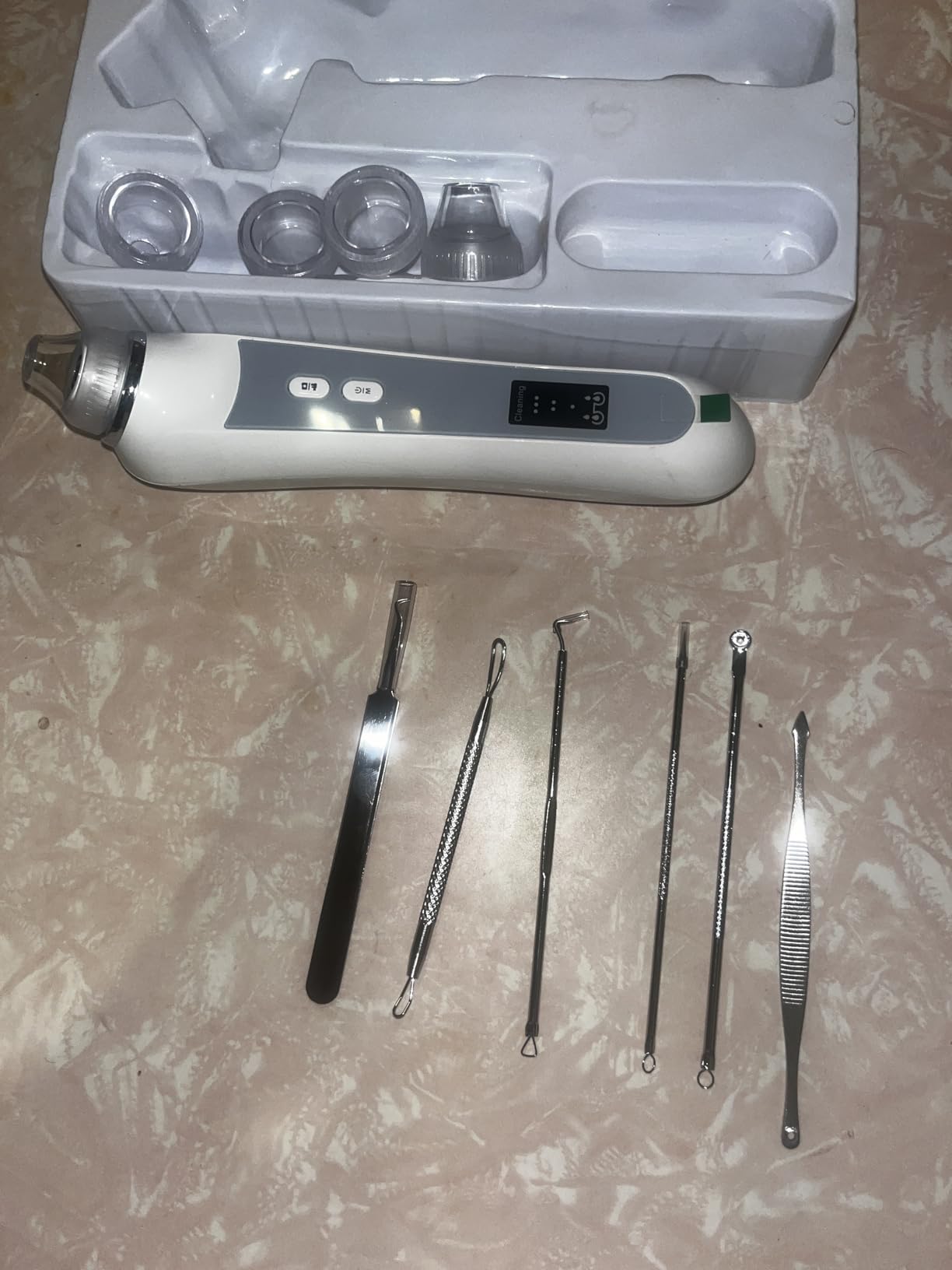 Blackhead Remover Vacuum, Black Head Remover for Face with Camera, Pore Vacuum for Men and Women, USB Interface Type Blackhead Remover Tools, 6 Suction Heads & 3 Adjustment Modes (Grey) customer photo 1