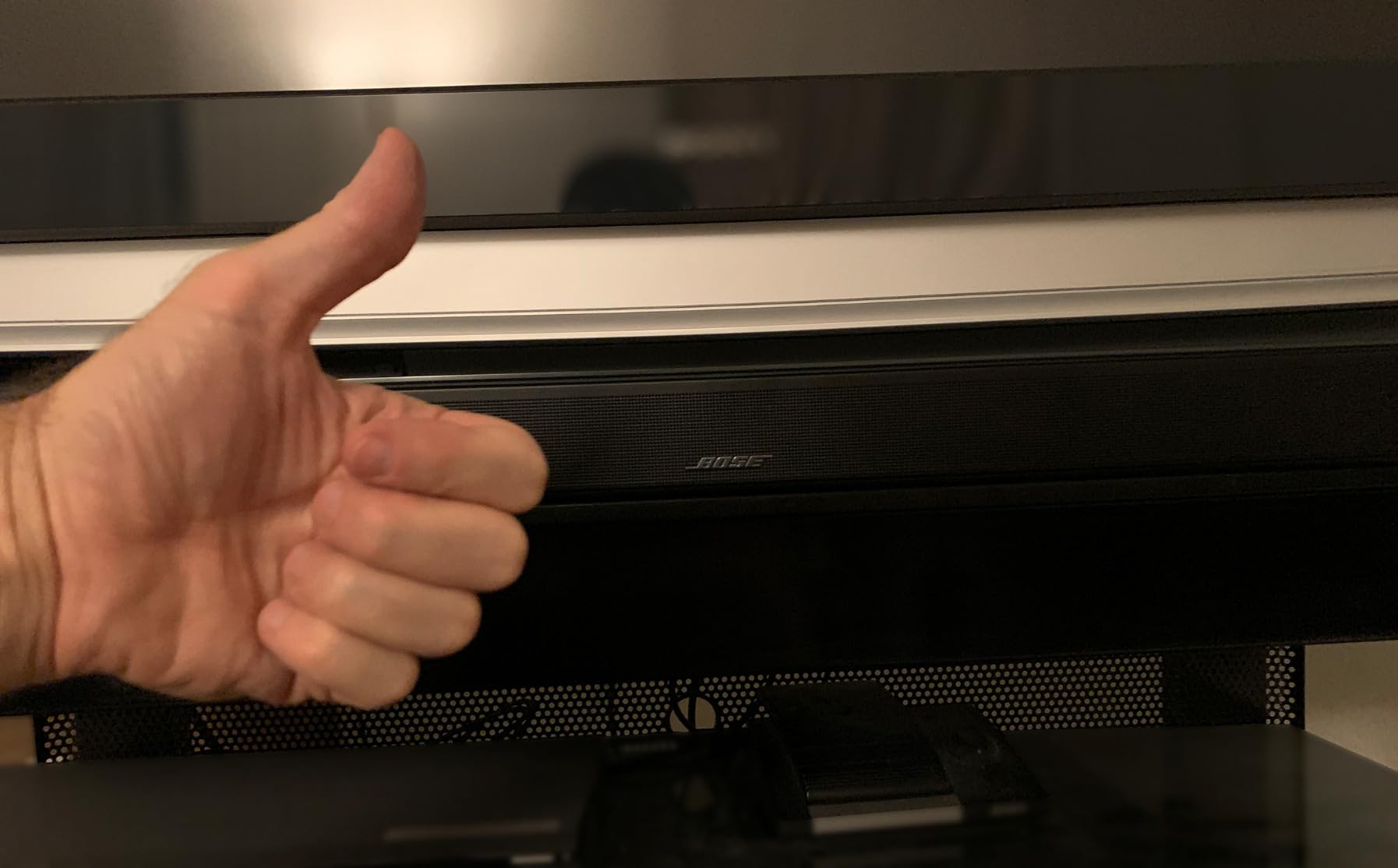 Bose Smart Ultra Dolby Atmos Soundbar, All-in-One Surround Sound System for TV, A.I. Dialogue Mode, Alexa and Google Voice Control, HDMI eARC, Black customer photo 1