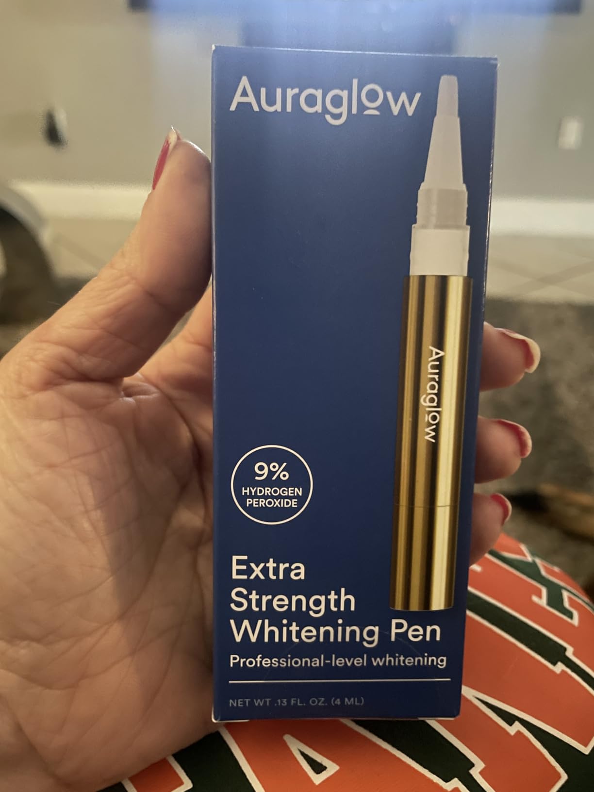 Auraglow Teeth Whitening Pen – Extra Strength 9% Hydrogen Peroxide, 40+ Treatments, No Sensitivity, Removes Coffee Wine Tea Stains, Whiten Teeth Fast, Enamel Safe, Made in USA, 4mL customer photo 1