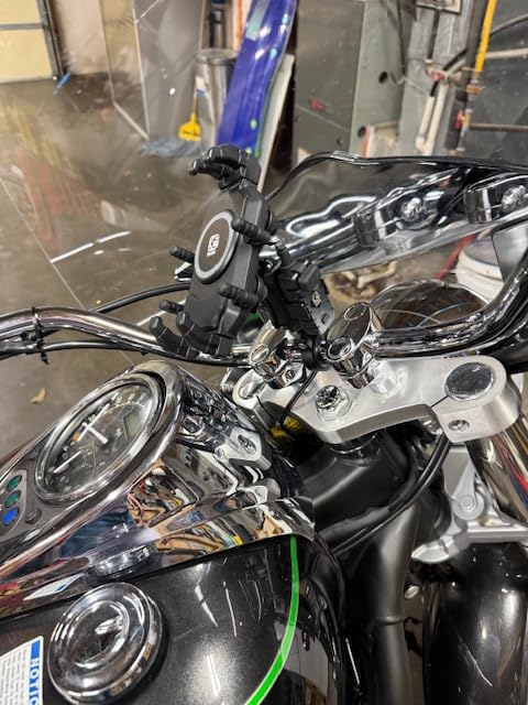 BRCOVAN Motorcycle Phone Mount with Qi Wireless & USB-C Charger | Qi 15W & PD 30W, Anti-Theft Handlebar Cellphone Holder with Vibration Dampener, Adjustable for 5.4-7.2 inch Smartphone customer photo 2