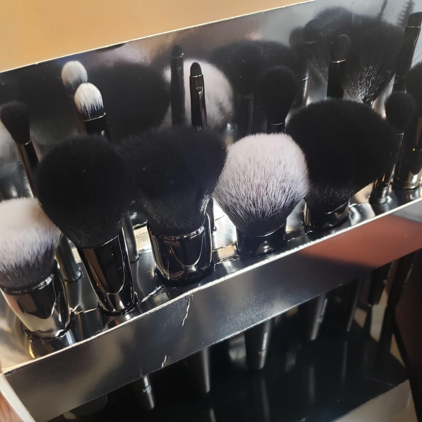 e.l.f. Ultimate Makeup Brush Set & Travel Roll, 17-Piece Brush Kit, Brushes For Eyeshadow, Foundation, Powder, Concealer & more, Vegan & Cruelty-Free customer photo 1