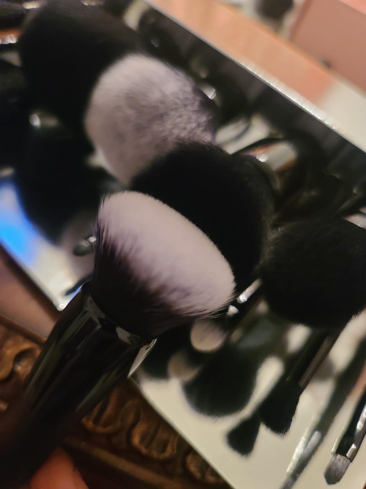 e.l.f. Ultimate Makeup Brush Set & Travel Roll, 17-Piece Brush Kit, Brushes For Eyeshadow, Foundation, Powder, Concealer & more, Vegan & Cruelty-Free customer photo 2