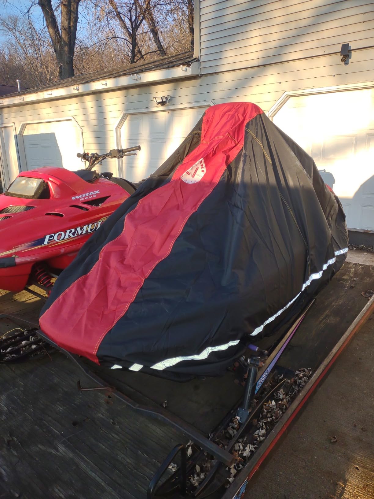 LIBZAKI Snowmobile Cover Waterproof Sled Ski Cover 600D Heavy Duty Oxford Fabric Freeze-Resistant Down to -40°F Compatible with Polaris, Ski-Doo, Arctic Cat, Yamaha, Lynx, Camso, CFMOTO 106