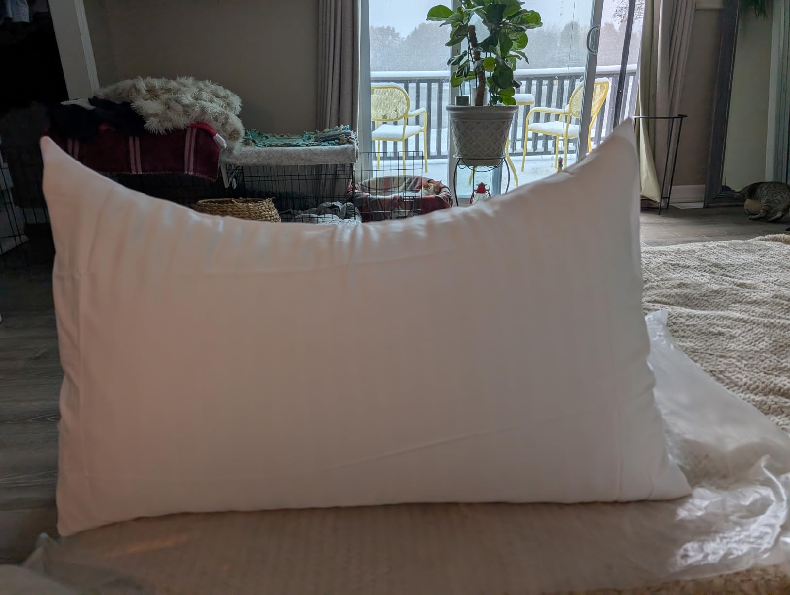 KUCEY Cooling Side Sleeper Pillow for Neck and Shoulder Pain, Luxury Shredded Memory Foam Curved Bed Pillows for Sleeping Set of 1- Adjustable Queen Size- Washable Cover Crescent White customer photo 1