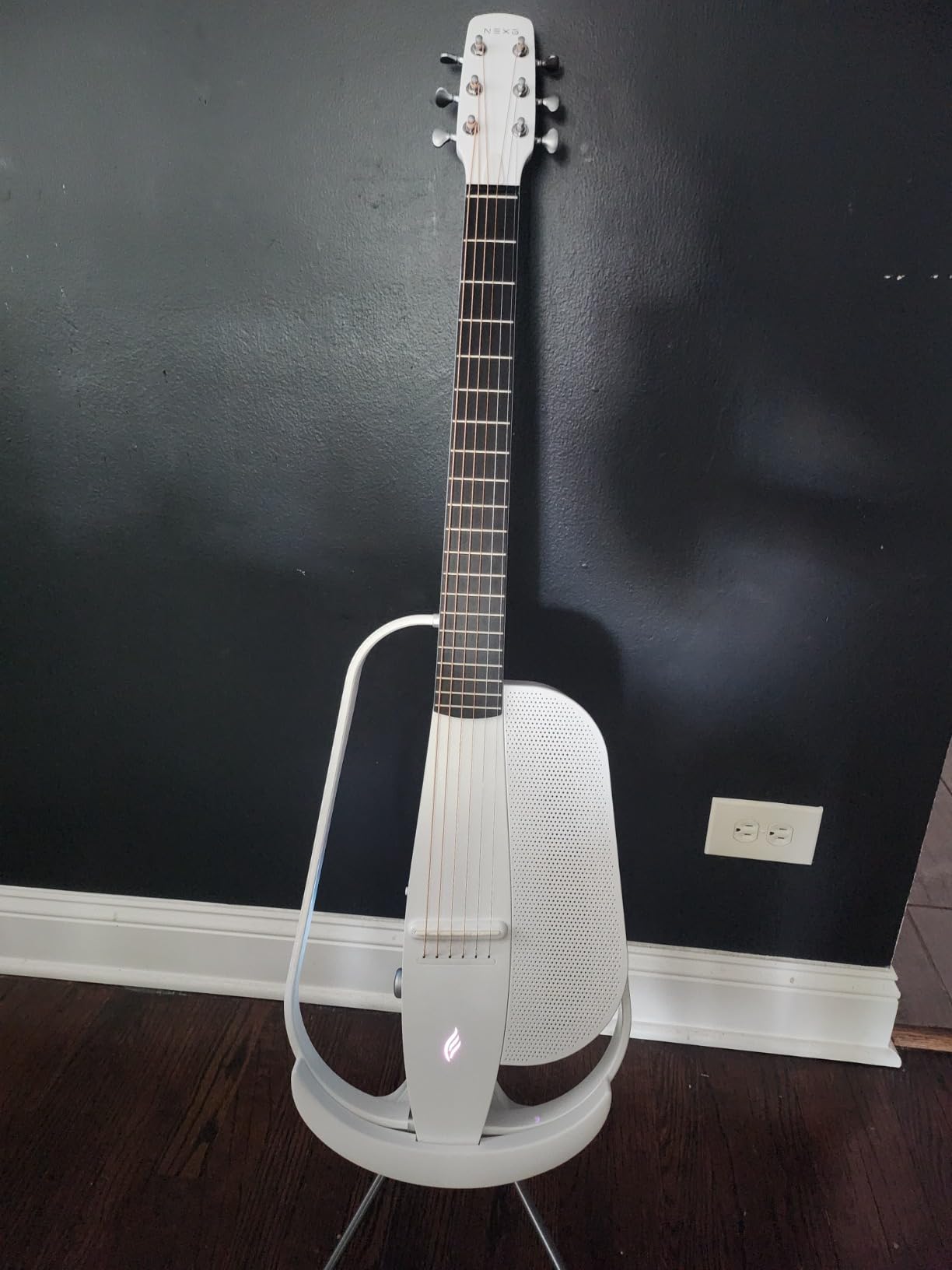 Enya NEXG 2 Deluxe Carbon Fiber Smart Acoustic-Electric Guitar, Black customer photo 2