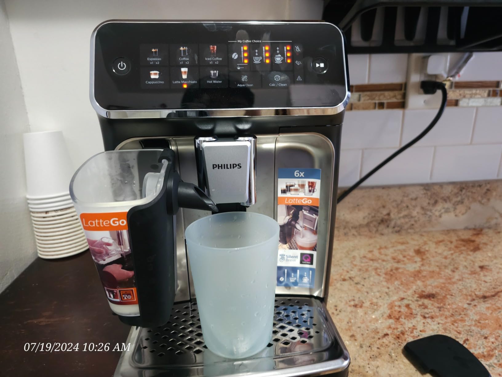 PHILIPS 3300 Series Fully Automatic Espresso Machine - LatteGo Milk System, 5 Coffee Varieties, Intuitive Touch Display, SilentBrew, 100% Ceramic Grinder, AquaClean Filter, Glossy Black (EP3347/90) customer photo 2