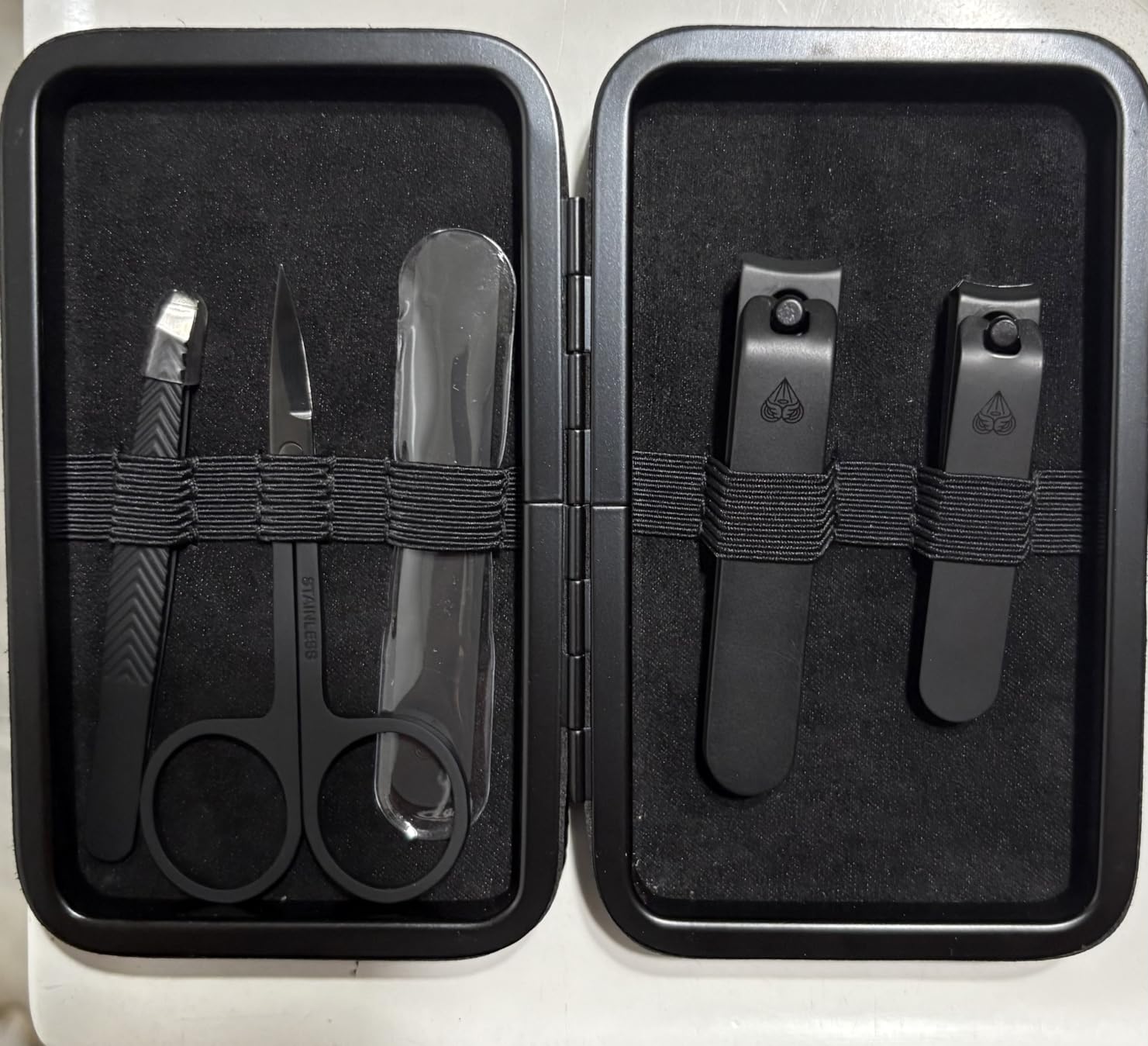 MANSCAPED Shears 3.0, 5-Piece Precision Men's Nail Grooming Travel Kit | Stainless Steel Manicure Set with Fingernail & Toenail Clippers, Nail File, Slant Tip Tweezers, Cuticle Scissors customer photo 1