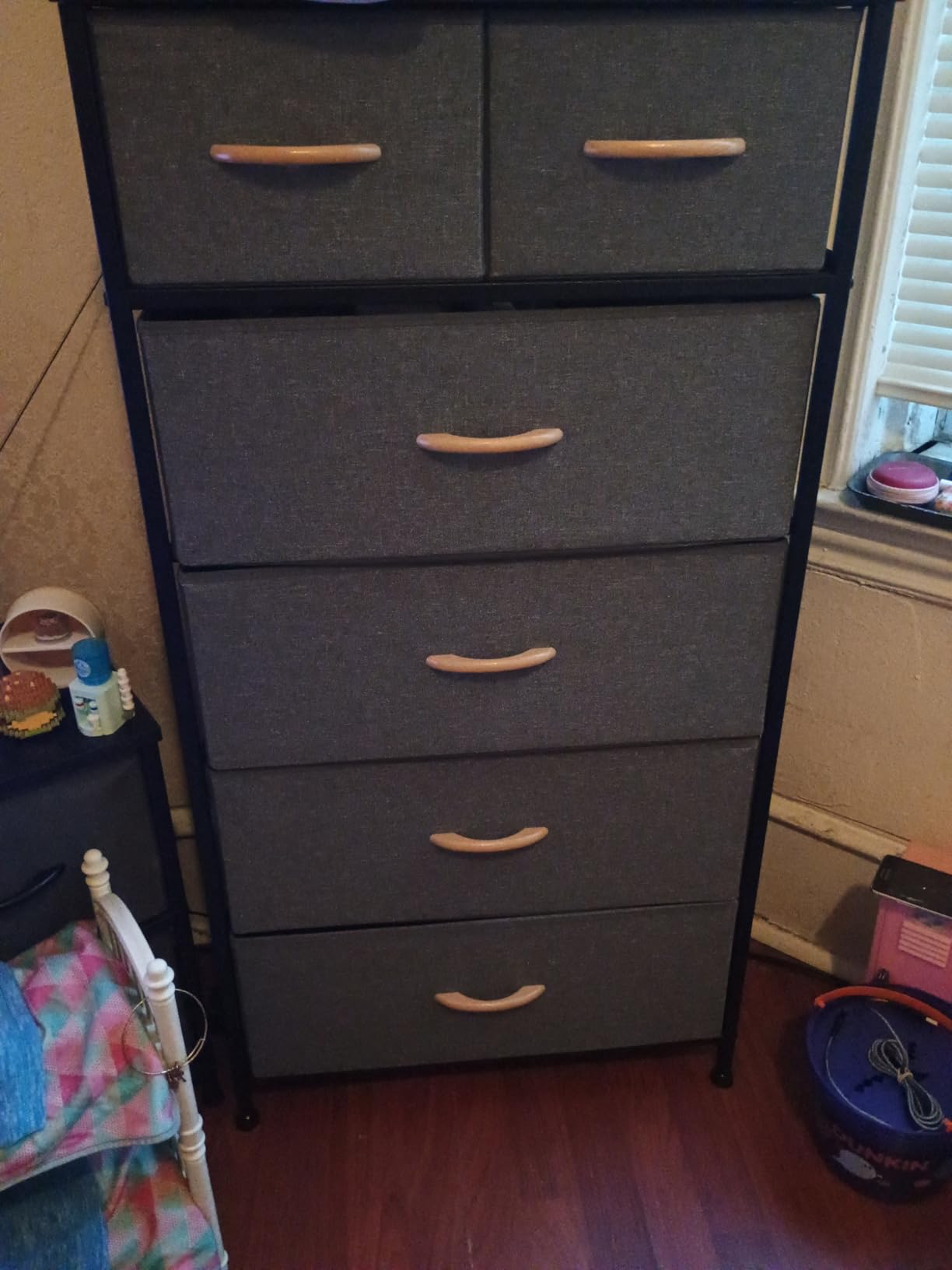 Mifuro Tall Dresser for Bedroom, Vertical Storage Organizer Tower with 7 Drawers, Chest of Drawers with Fabric Bins, Steel Frame, Wood Top for Bedroom, Closet, Entryway- White customer photo 2