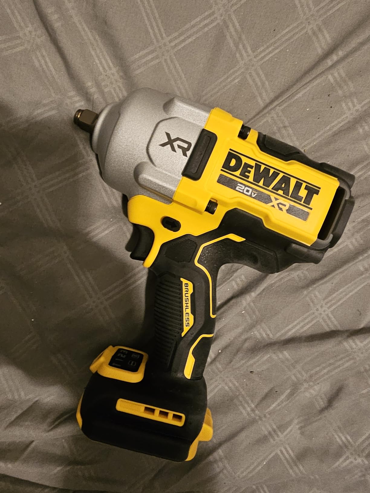 DEWALT 20V MAX Cordless Impact Wrench, 1/2