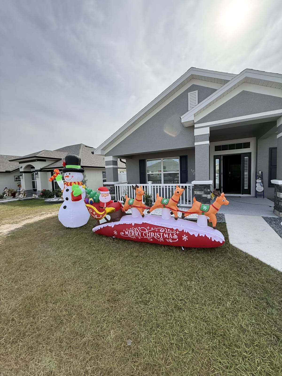 ZPISF 10 FT Santa Sleigh with Reindeer Christmas Inflatables Outdoor Decorations, Christmas Blow Up Yard Decorations for Garden Lawn Xmas Decor (Red) customer photo 1