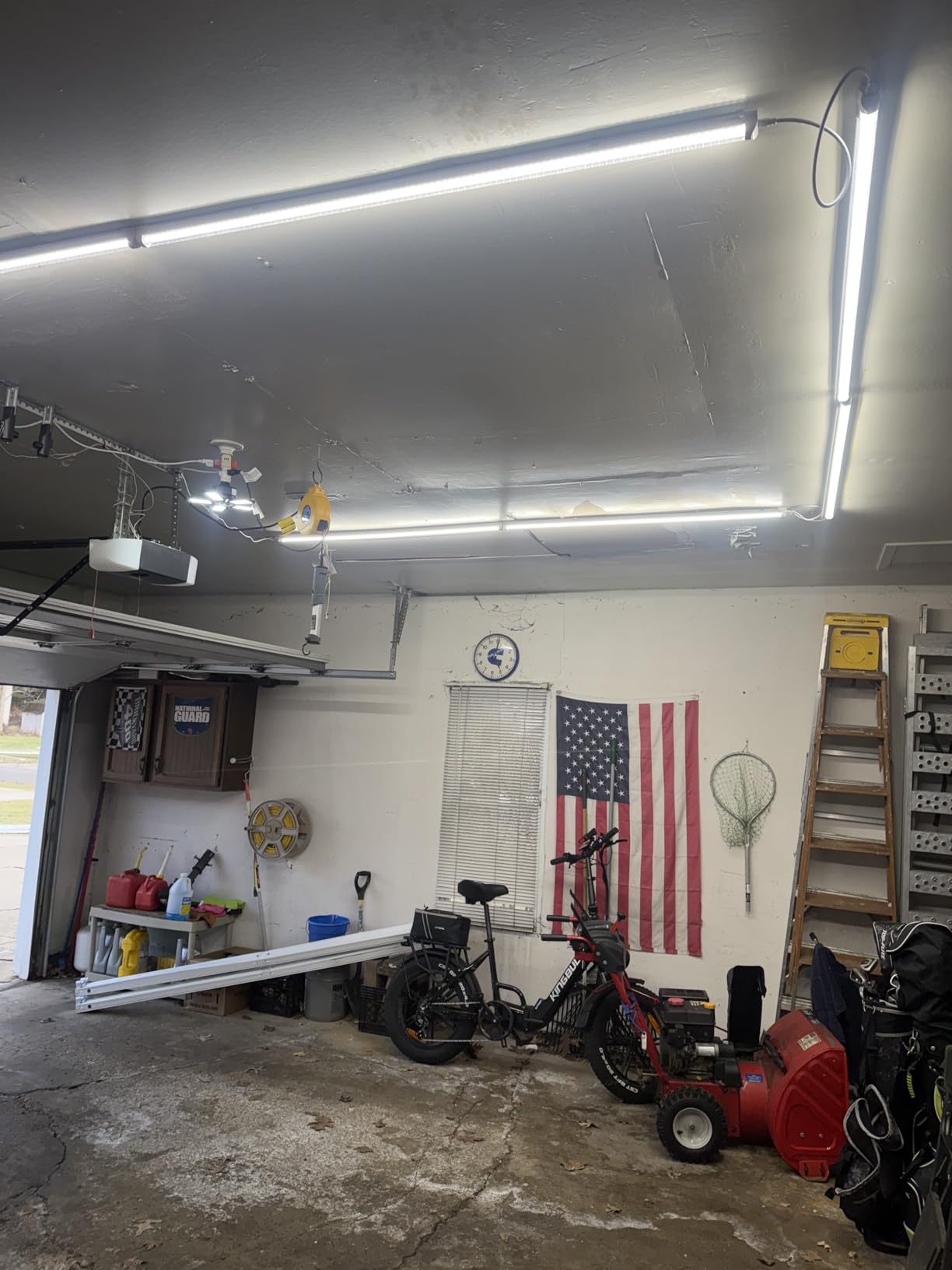 ELEKICO 6 Pack 50w 4ft Led Shop Light, Super Bright 7500lm 5000k V Shape 4' Led Shop Lights, Linkable 4 Foot Led Shop Lights for Garage Warehouse, Supermarket, Basement, Barn, Storage Area customer photo 1