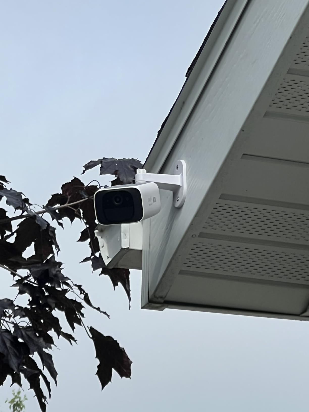 eufy Security SoloCam S220 4-Cam Pack,Solar Security Camera customer photo 2