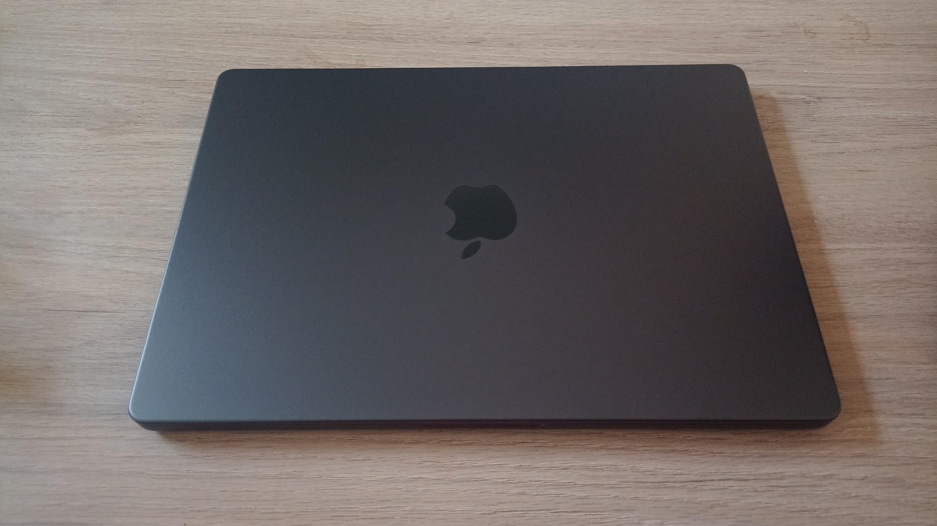 Apple 2023 MacBook Pro Laptop M3 Pro chip with 11‑core CPU, 14‑core GPU: Built for Apple Intelligence, 14.2-inch Liquid Retina XDR Display, 18GB Unified Memory, 512GB SSD Storage; Space Black customer photo 2