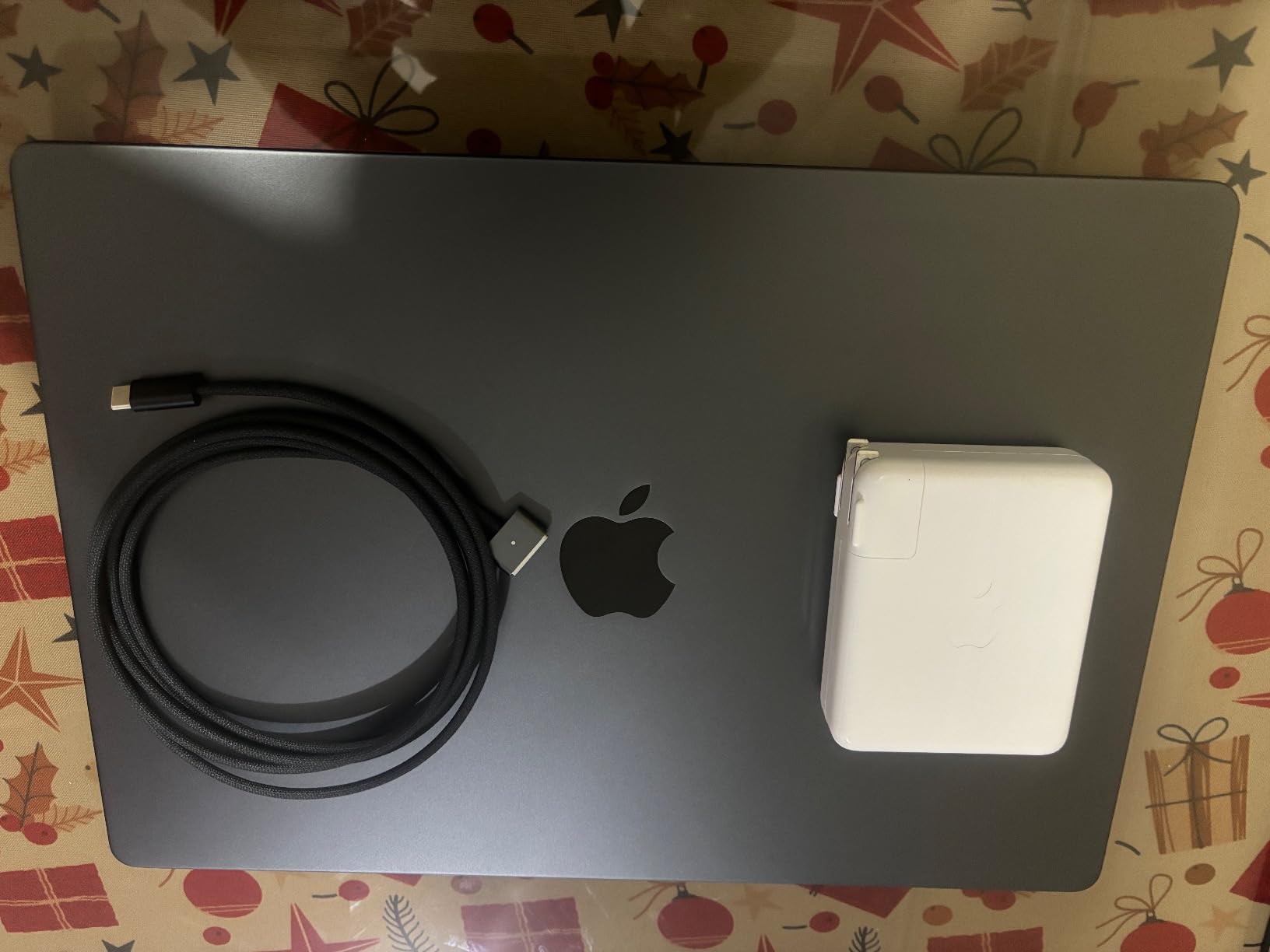 Apple 2023 MacBook Pro Laptop M3 Pro chip with 12‑core CPU, 18‑core GPU: Built for Apple Intelligence, 16.2-inch Liquid Retina XDR Display, 18GB Unified Memory, 512GB SSD Storage; Silver customer photo 1