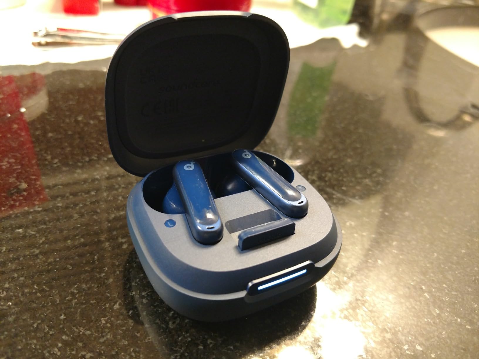 Soundcore P40i by Anker Noise Cancelling Earbuds with Adaptive ANC | Heavy Bass, 60H Playtime, 2-in-1 Case and Phone Stand, IPX5, Wireless Charging, Bluetooth 5.3 customer photo 2