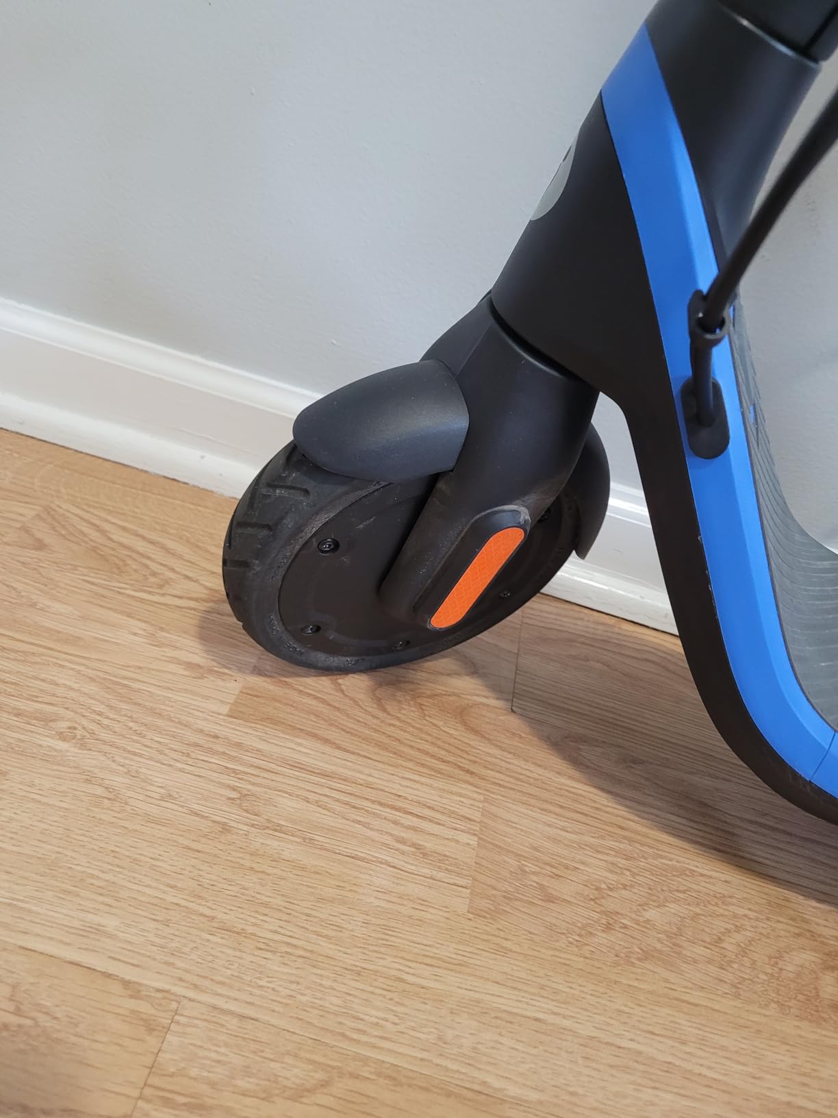 Segway C2 Pro Kids Electric Scooter for Ages 9+, UL Certified | Up to 12.4 mph, 9.3-mile range for recreational rides and everyday neighborhood fun, UL 2272 2271 certified customer photo 2