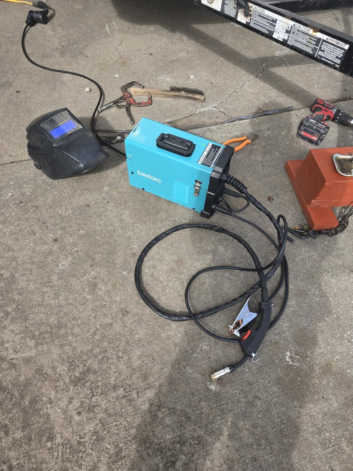 Bestarc 145A MIG Welder, Flux Core/Gas MIG Stick Lift TIG Welding, 110/220V customer photo 1