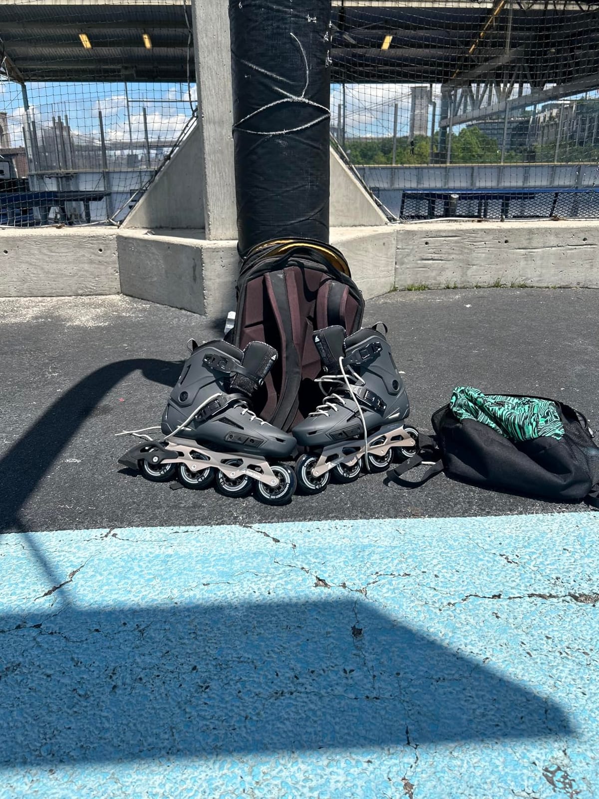 Rollerblade Lightning 90 Men's Urban Inline Skate, Anthracite and Taupe customer photo 2